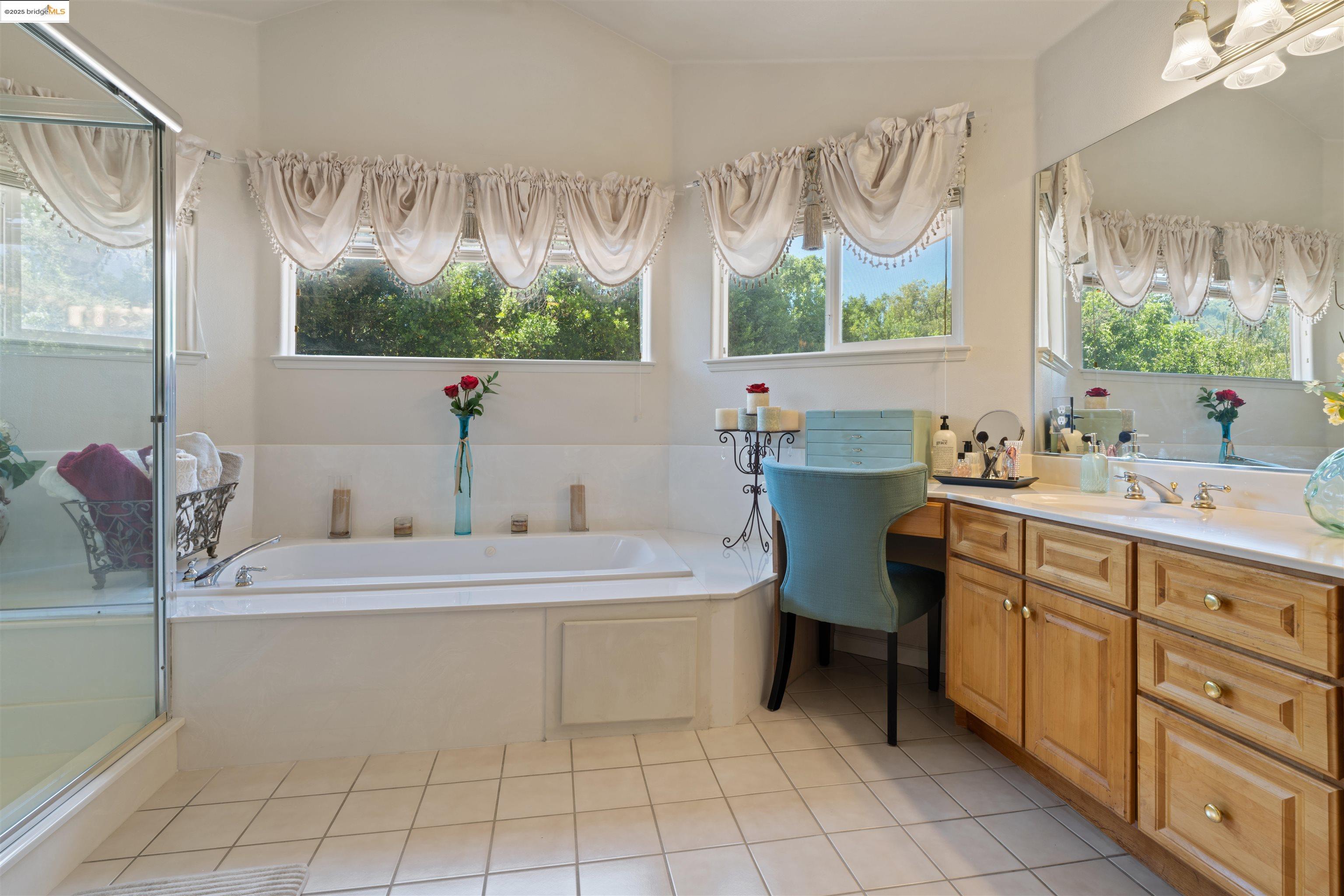 Detail Gallery Image 30 of 51 For 628 Stanley Ln, El Sobrante,  CA 94803 - 5 Beds | 3 Baths