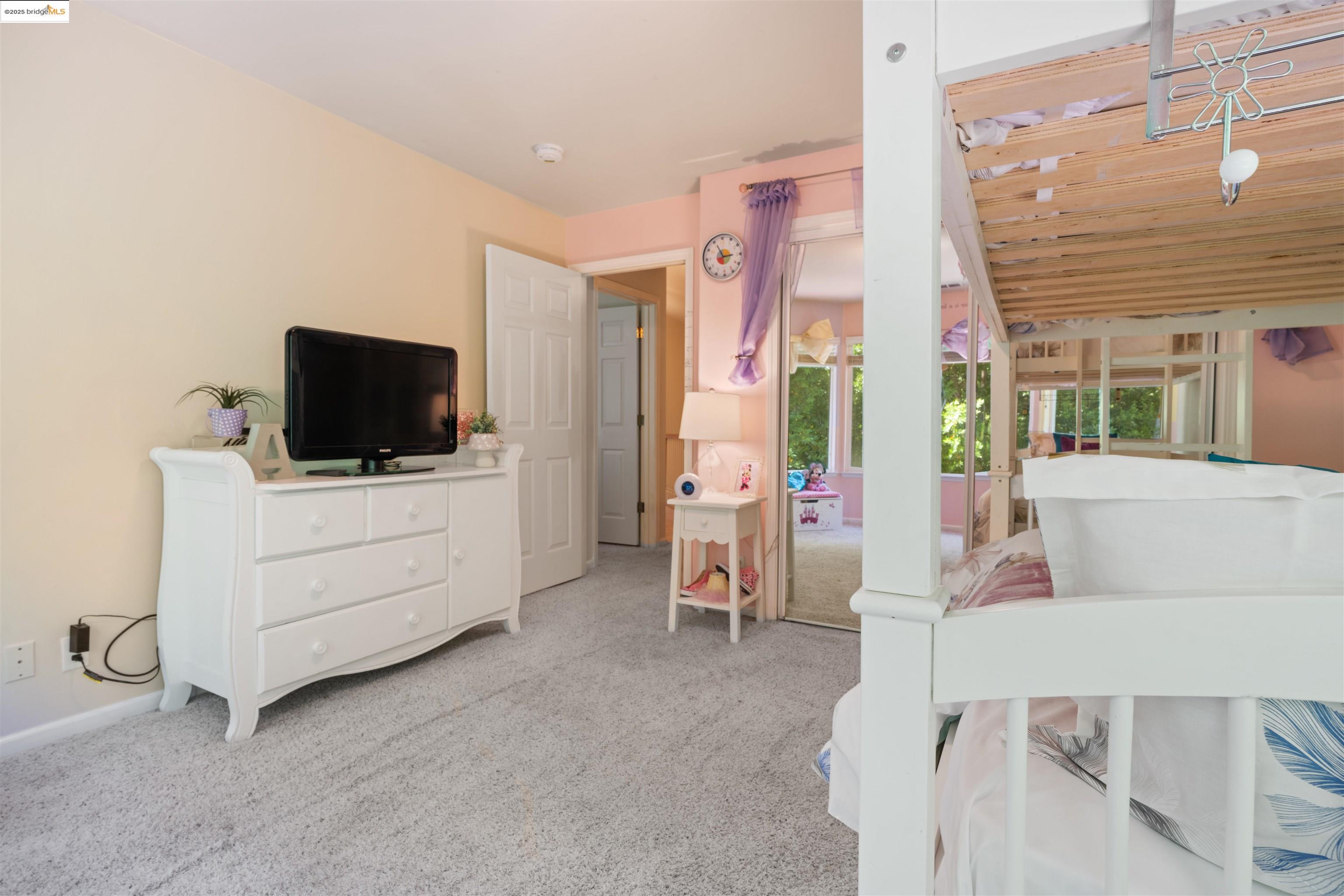 Detail Gallery Image 33 of 51 For 628 Stanley Ln, El Sobrante,  CA 94803 - 5 Beds | 3 Baths