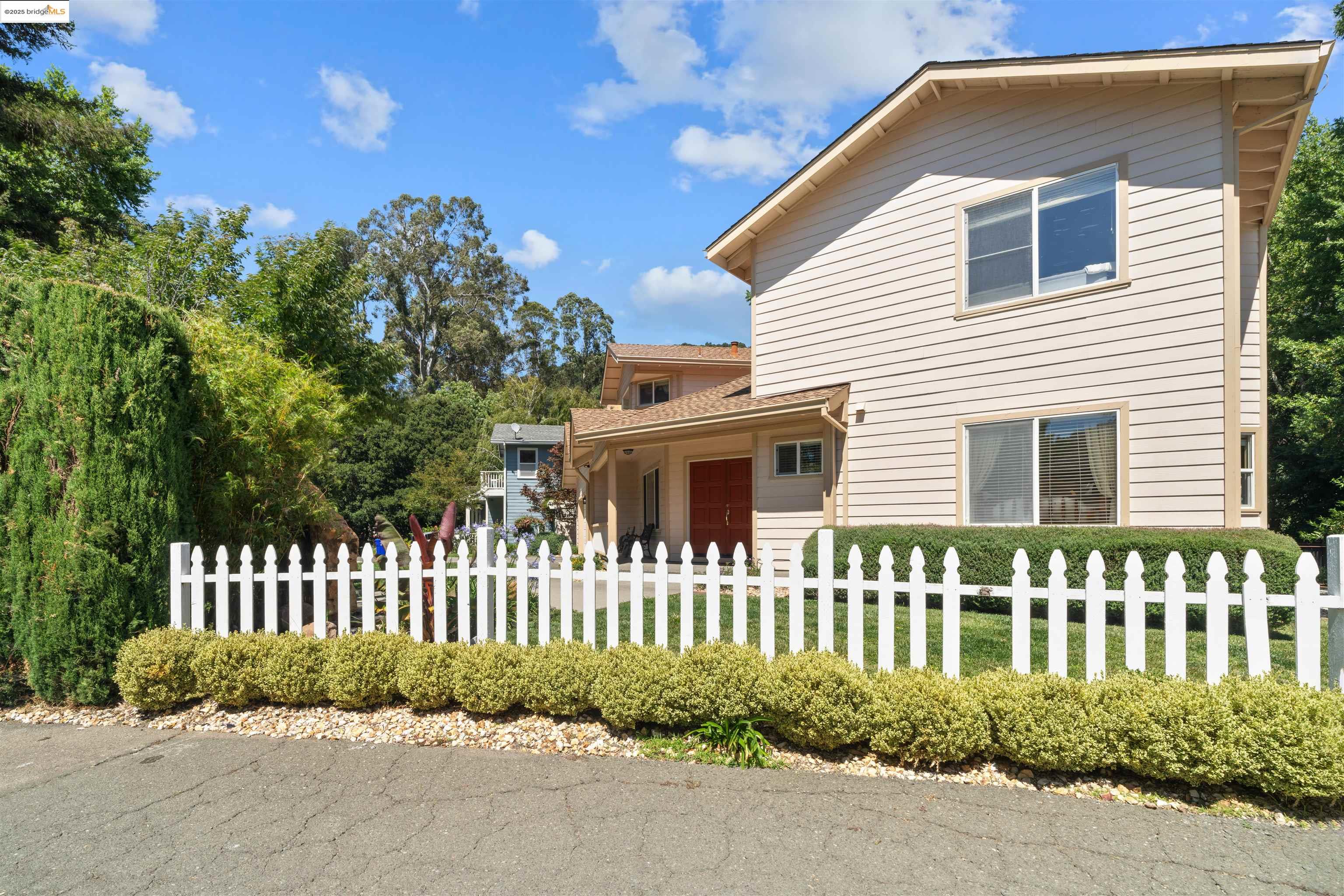 Detail Gallery Image 46 of 51 For 628 Stanley Ln, El Sobrante,  CA 94803 - 5 Beds | 3 Baths