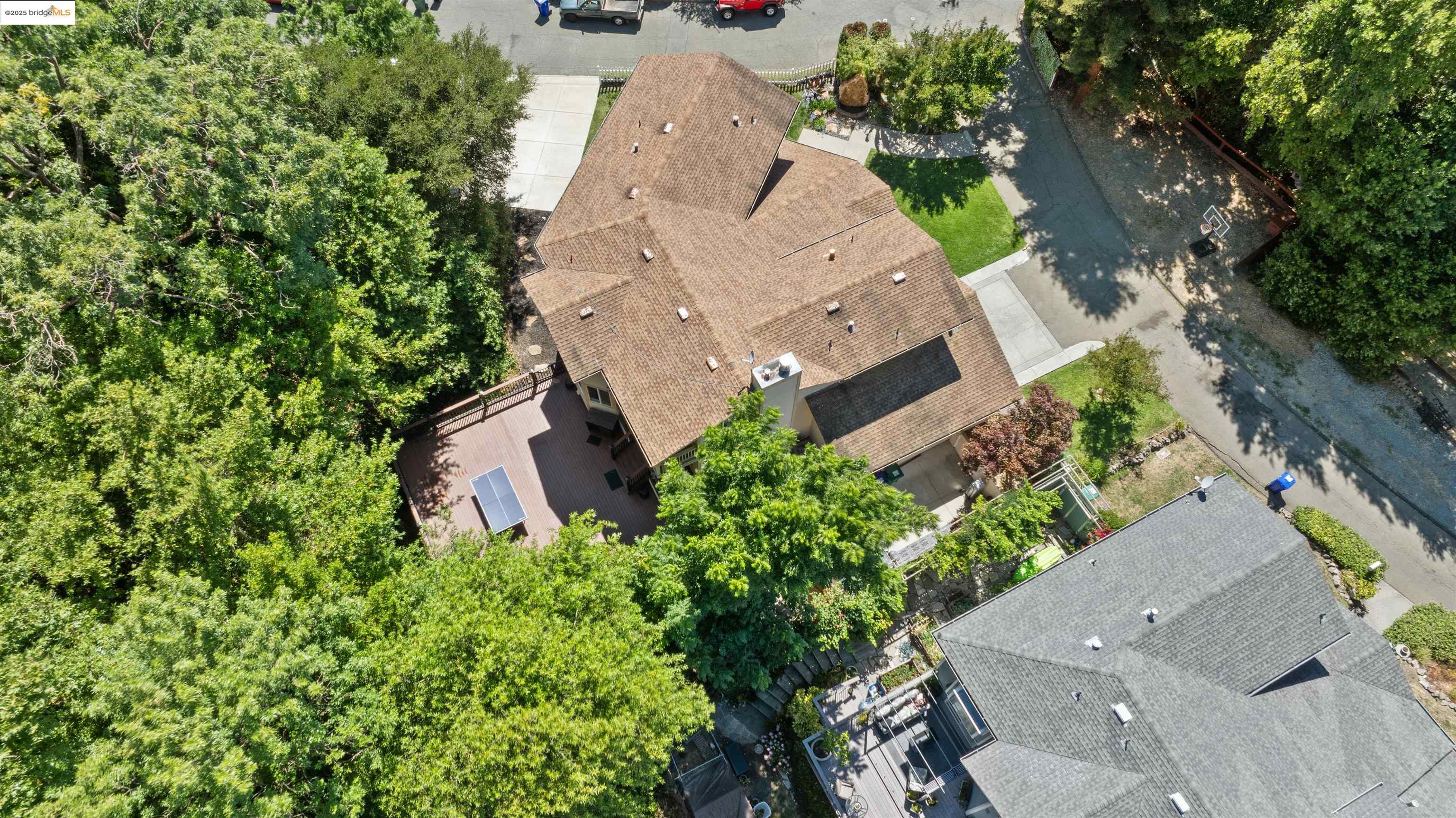 Detail Gallery Image 51 of 51 For 628 Stanley Ln, El Sobrante,  CA 94803 - 5 Beds | 3 Baths
