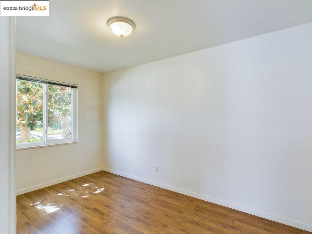 Detail Gallery Image 13 of 16 For 3811 Opal St #3801,  Oakland,  CA 94609 - 6 Beds | 6 Baths
