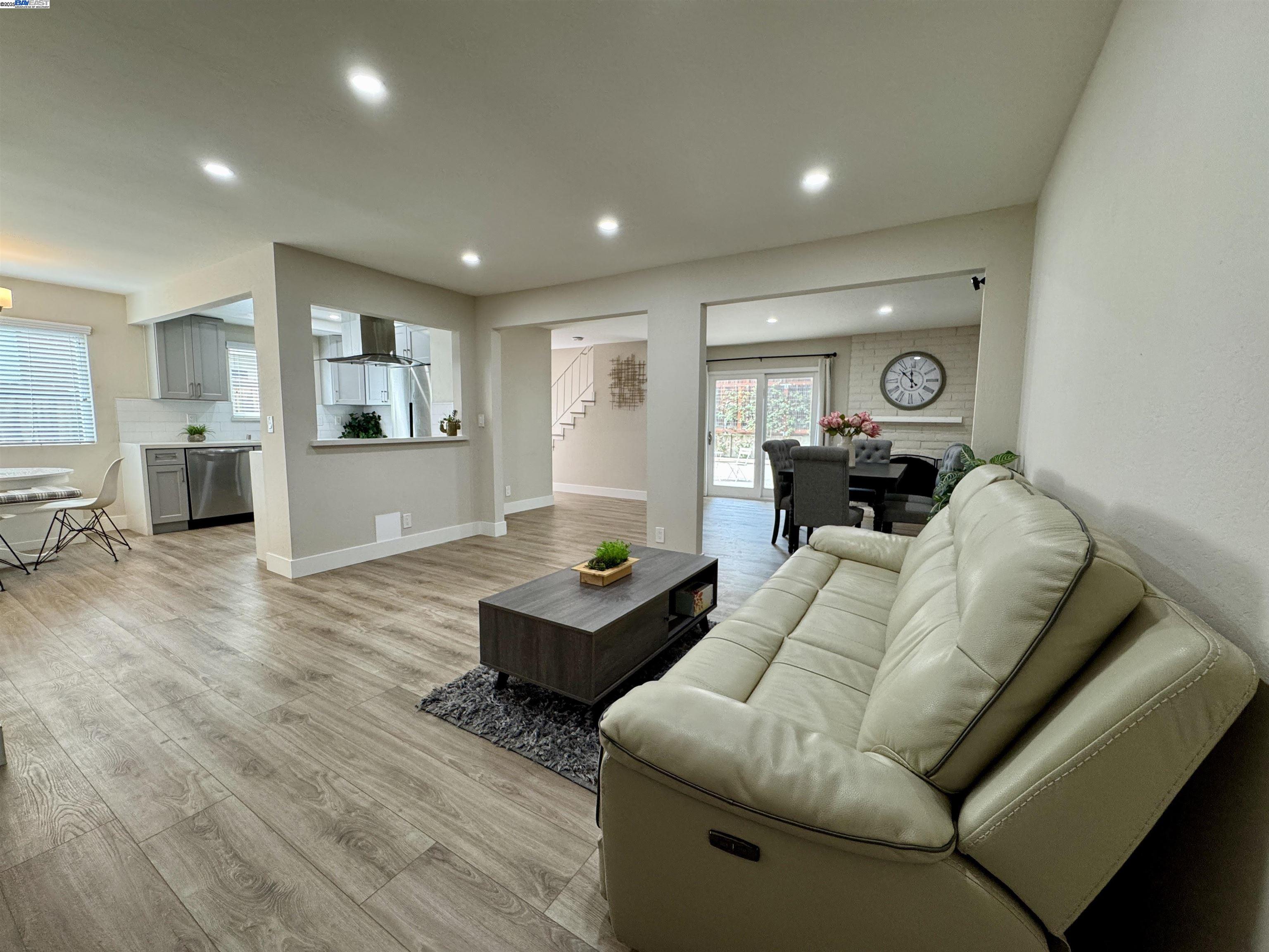 Photo #6: 41104099 Listing 