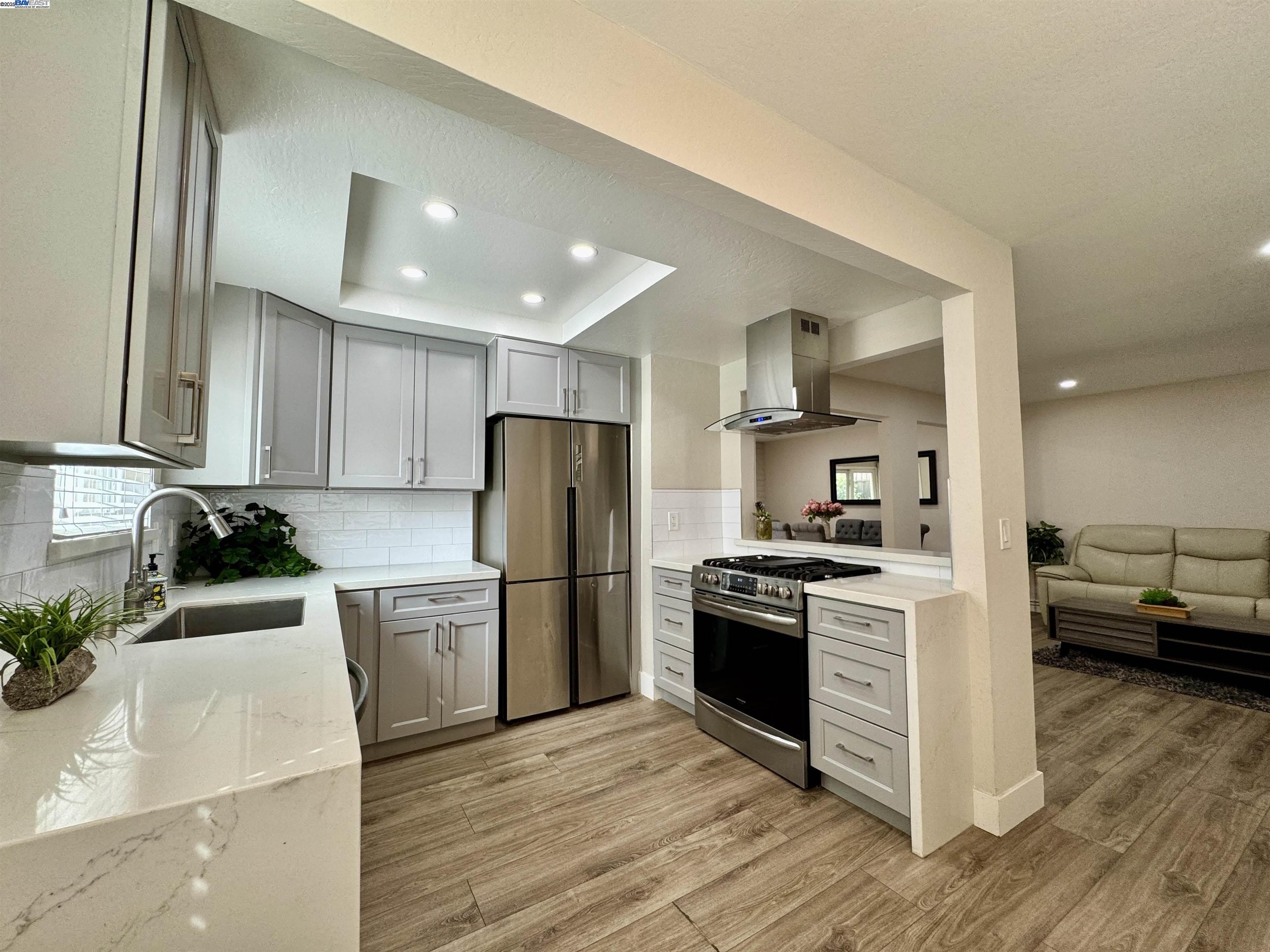 Photo #8: 41104099 Listing: Photo #8