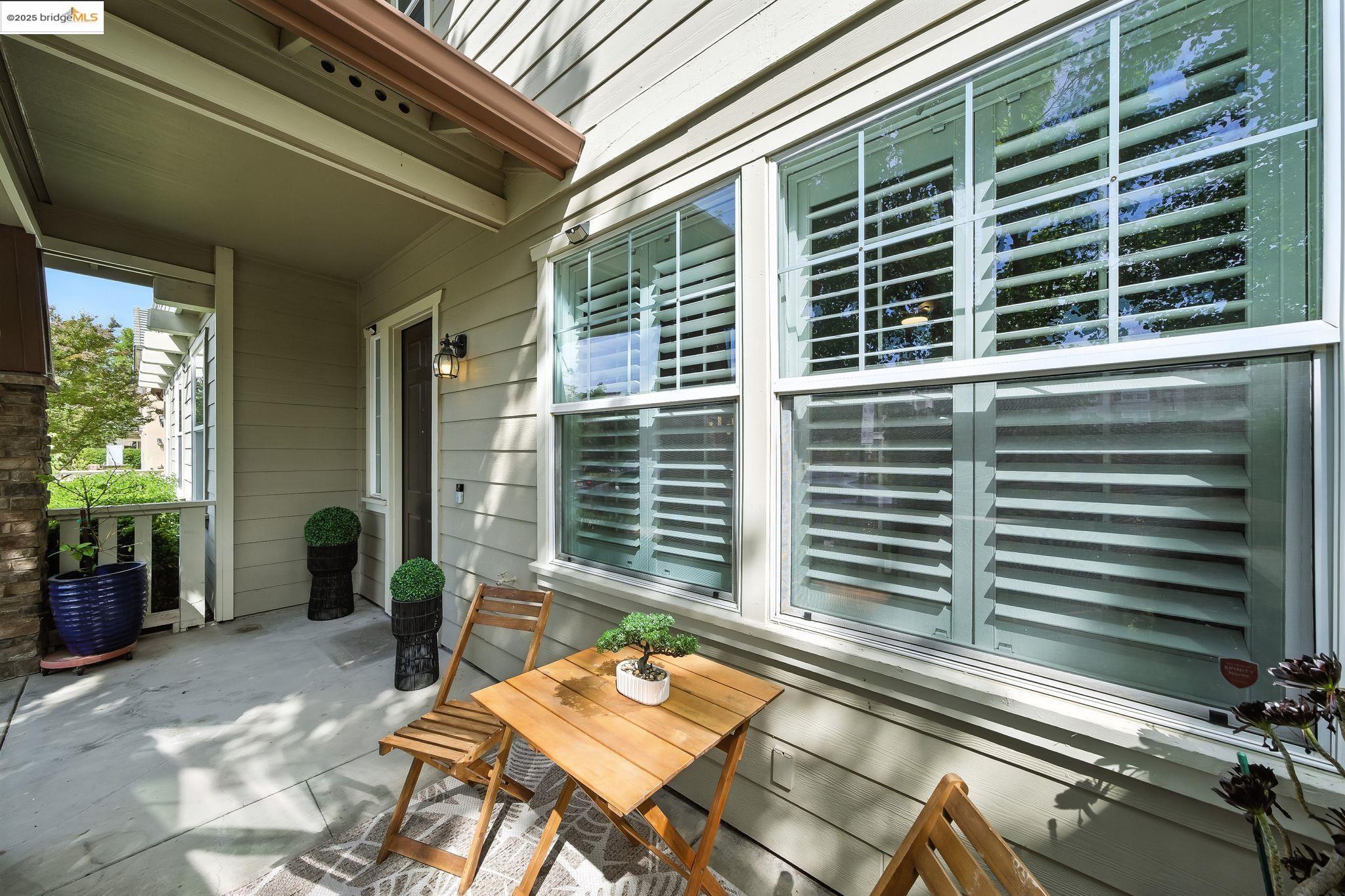 Detail Gallery Image 5 of 30 For 1412 Arianna Lane, San Ramon,  CA 94582 - 3 Beds | 2/1 Baths