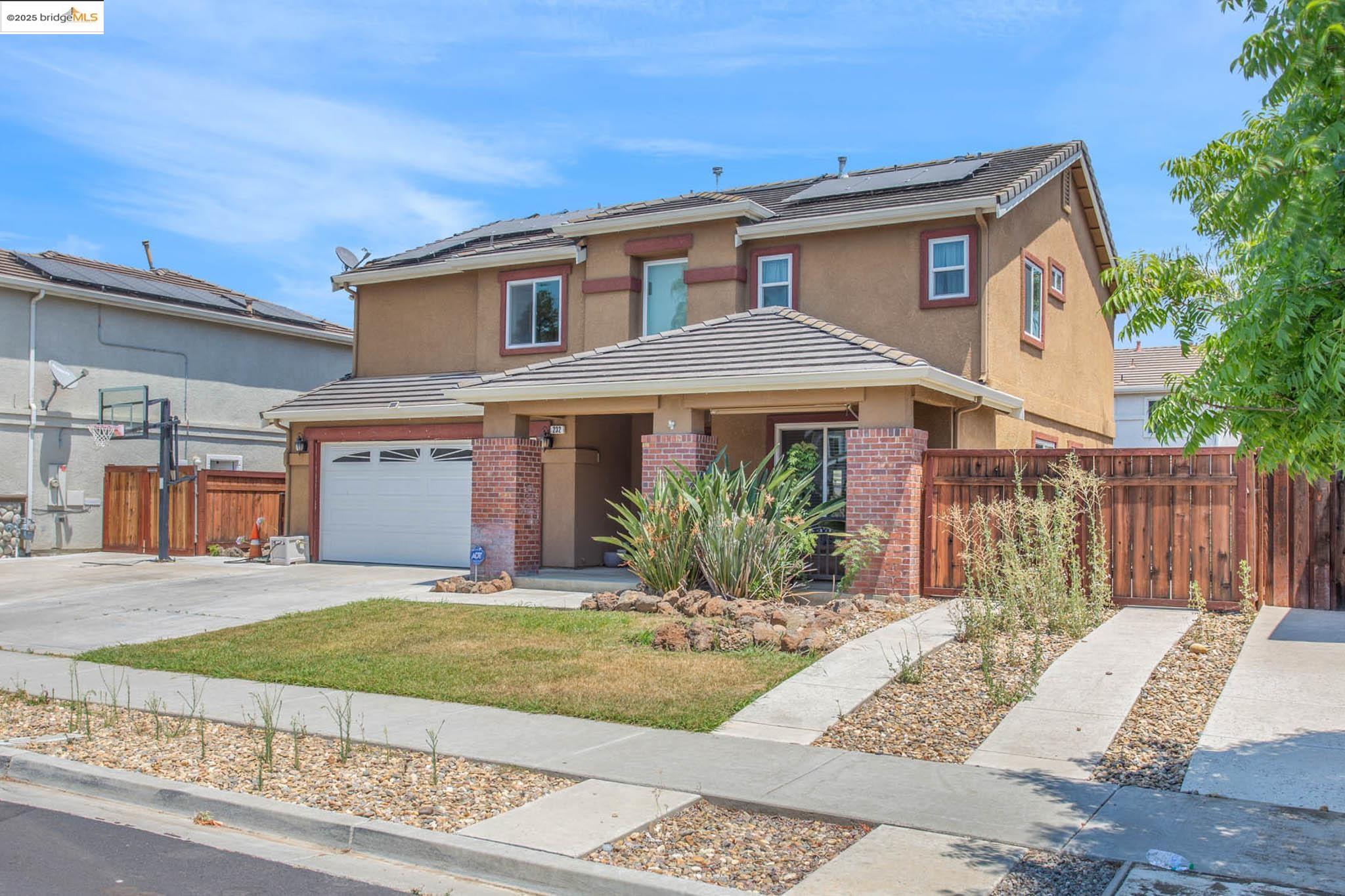 Detail Gallery Image 2 of 25 For 232 Brushwood Pl, Brentwood,  CA 94513 - 4 Beds | 2/1 Baths