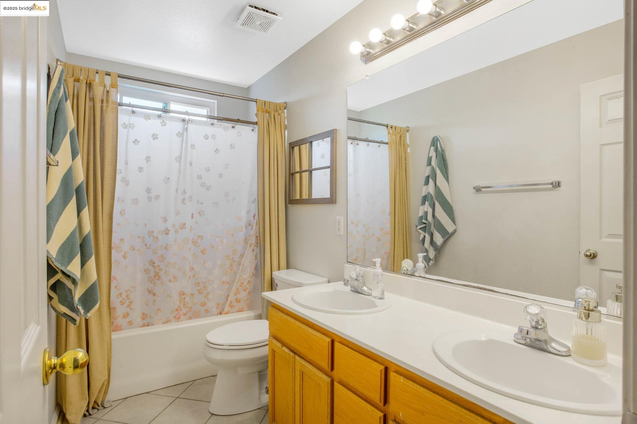 Detail Gallery Image 21 of 25 For 232 Brushwood Pl, Brentwood,  CA 94513 - 4 Beds | 2/1 Baths