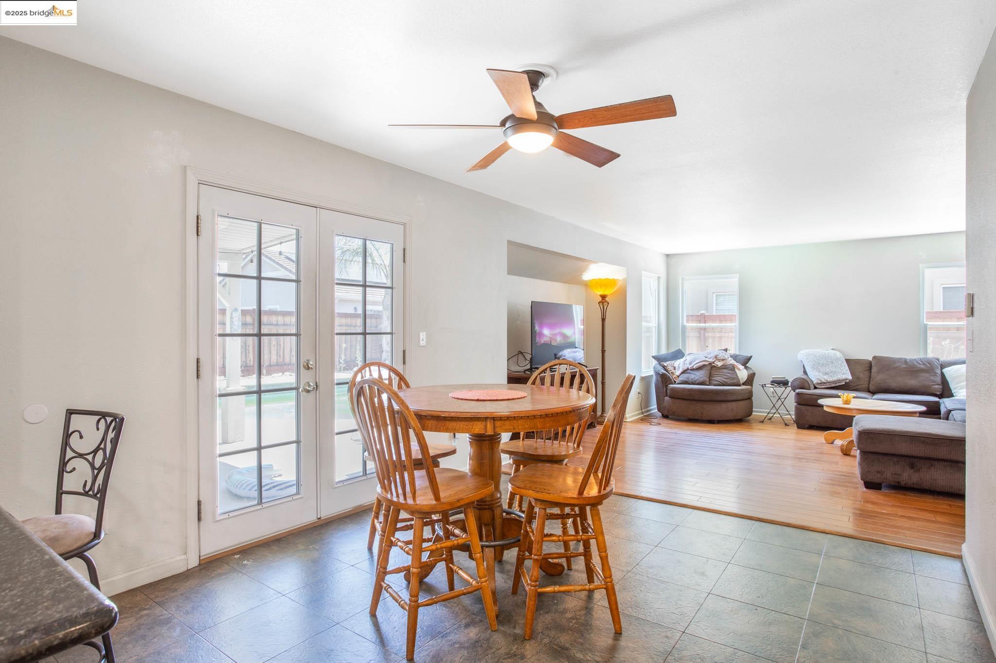 Detail Gallery Image 10 of 25 For 232 Brushwood Pl, Brentwood,  CA 94513 - 4 Beds | 2/1 Baths