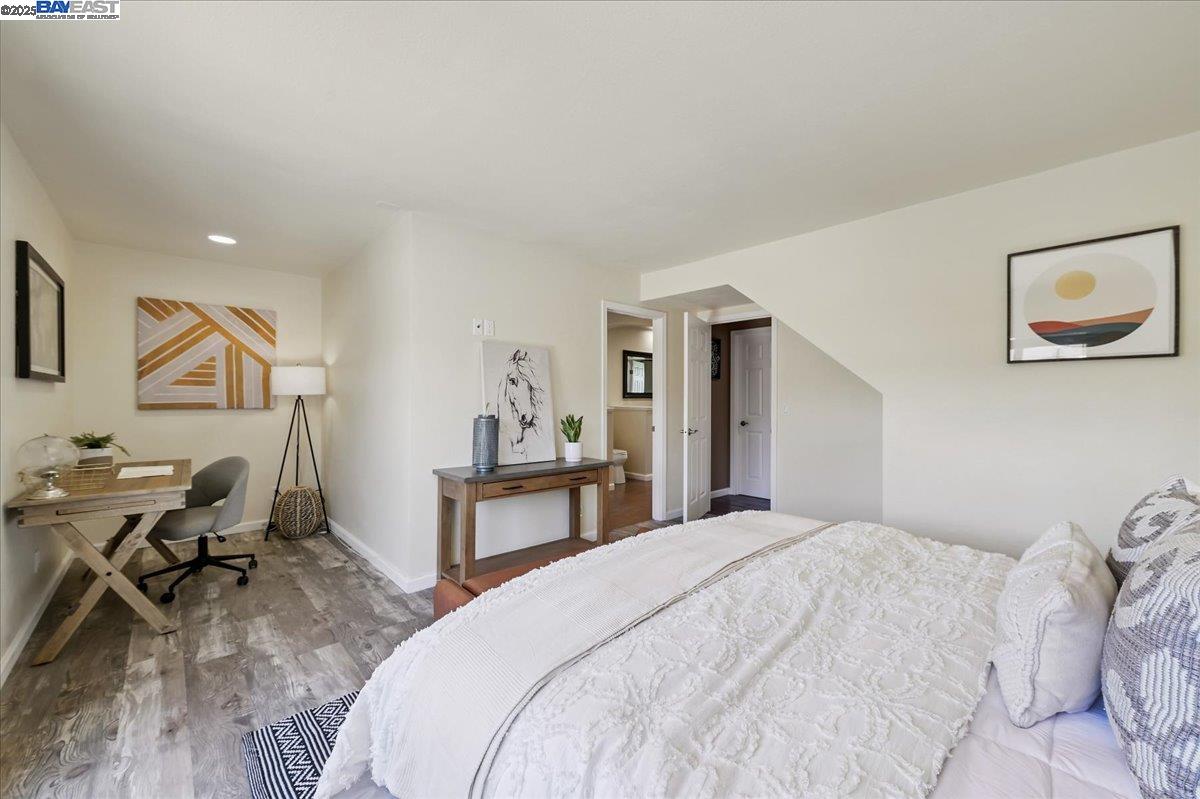 Detail Gallery Image 15 of 39 For 863 Los Alamos Ave, Livermore,  CA 94550 - 5 Beds | 2/1 Baths