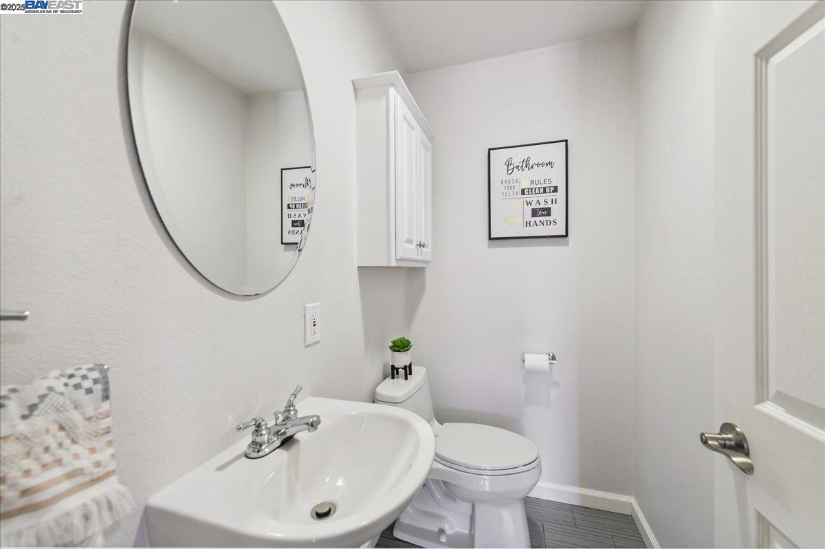 Detail Gallery Image 20 of 39 For 863 Los Alamos Ave, Livermore,  CA 94550 - 5 Beds | 2/1 Baths