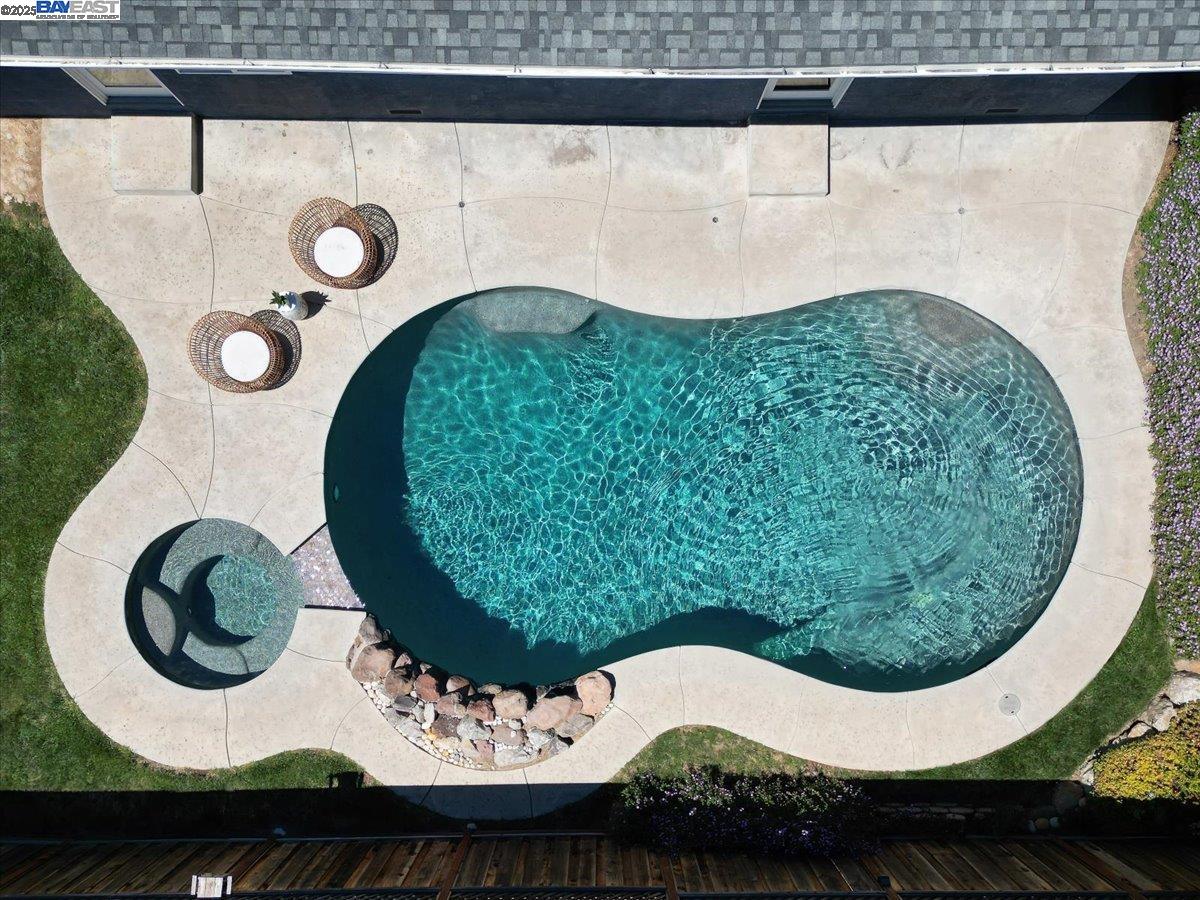 Detail Gallery Image 30 of 39 For 863 Los Alamos Ave, Livermore,  CA 94550 - 5 Beds | 2/1 Baths
