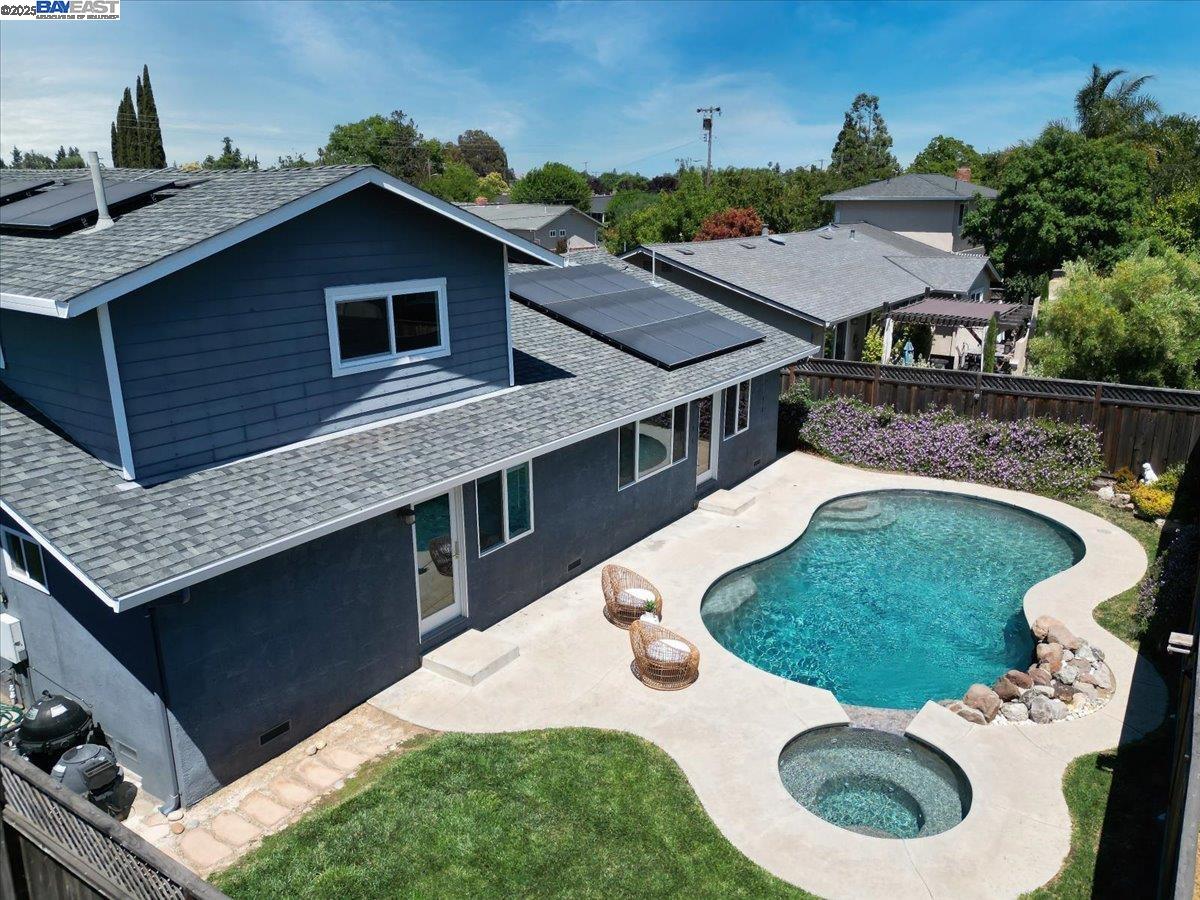 Detail Gallery Image 31 of 39 For 863 Los Alamos Ave, Livermore,  CA 94550 - 5 Beds | 2/1 Baths