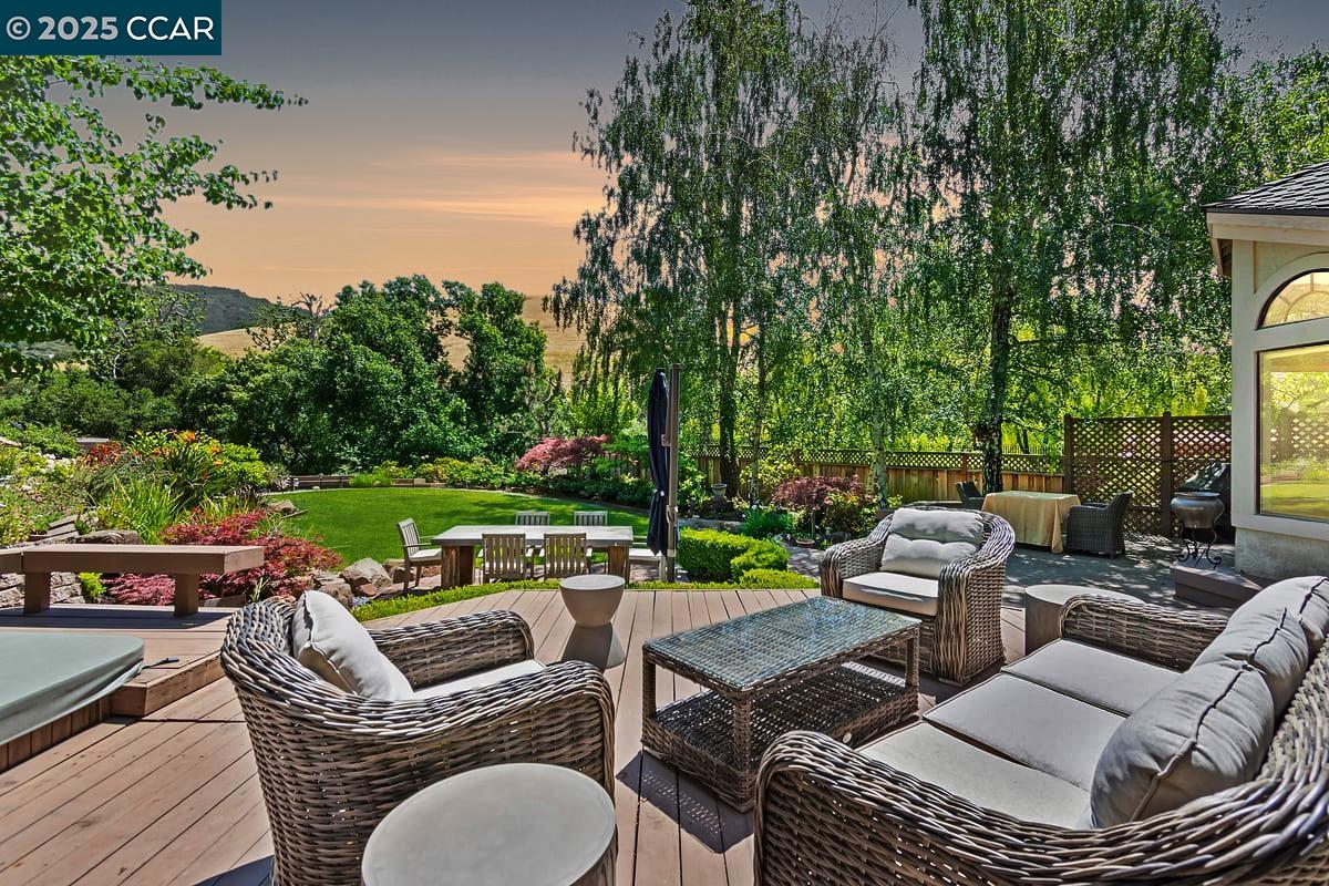 Detail Gallery Image 3 of 60 For 3100 Fox Creek Dr, Danville,  CA 94506 - 5 Beds | 3/1 Baths