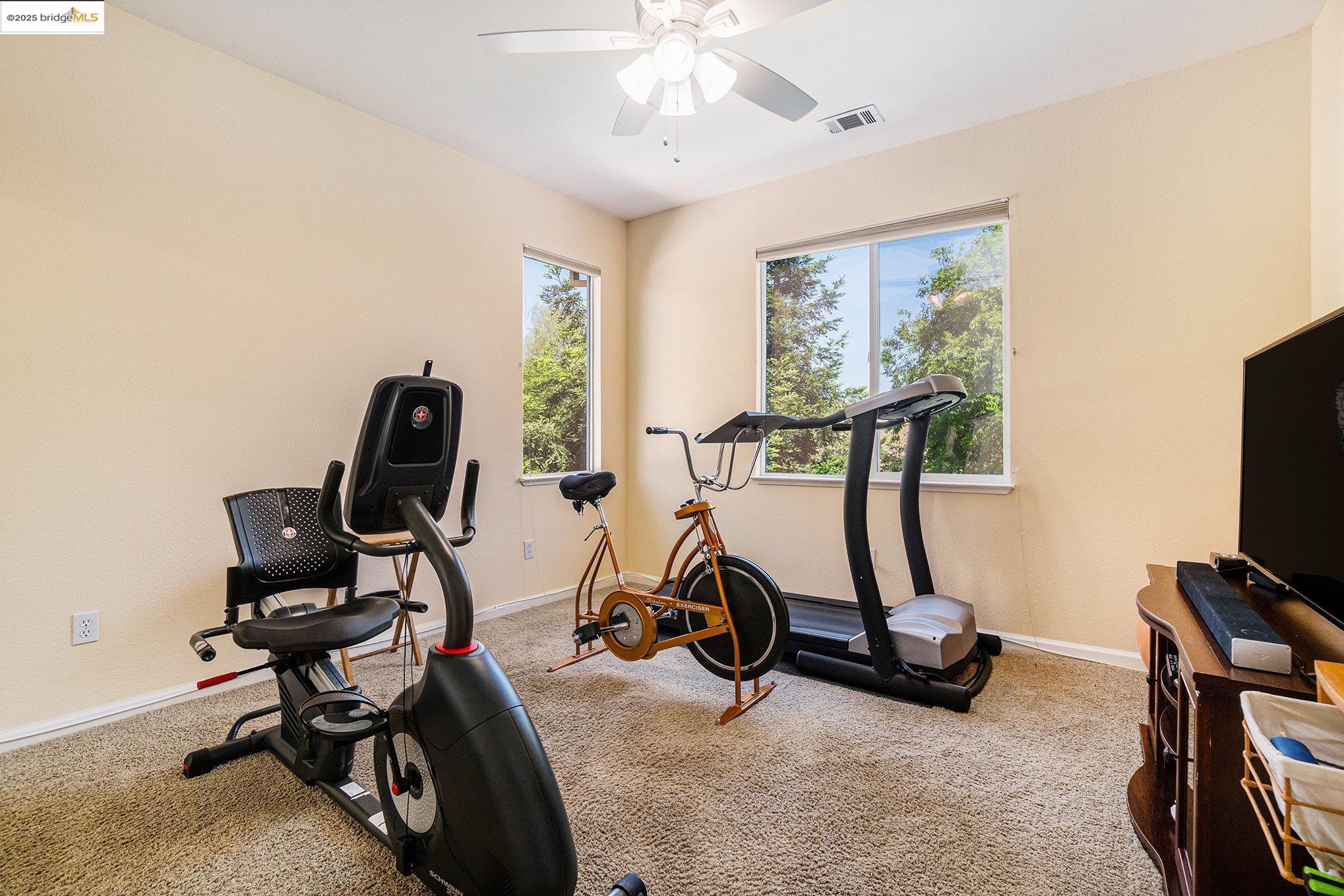 Detail Gallery Image 27 of 45 For 1919 Mount Conness Way, Antioch,  CA 94531 - 5 Beds | 3 Baths