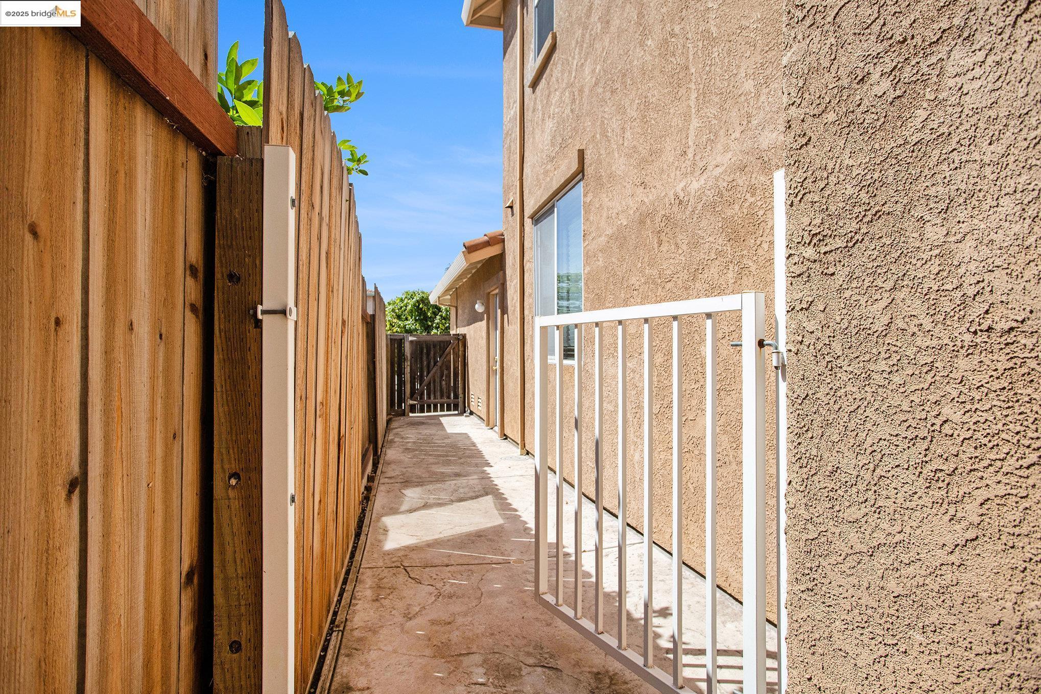Detail Gallery Image 36 of 45 For 1919 Mount Conness Way, Antioch,  CA 94531 - 5 Beds | 3 Baths