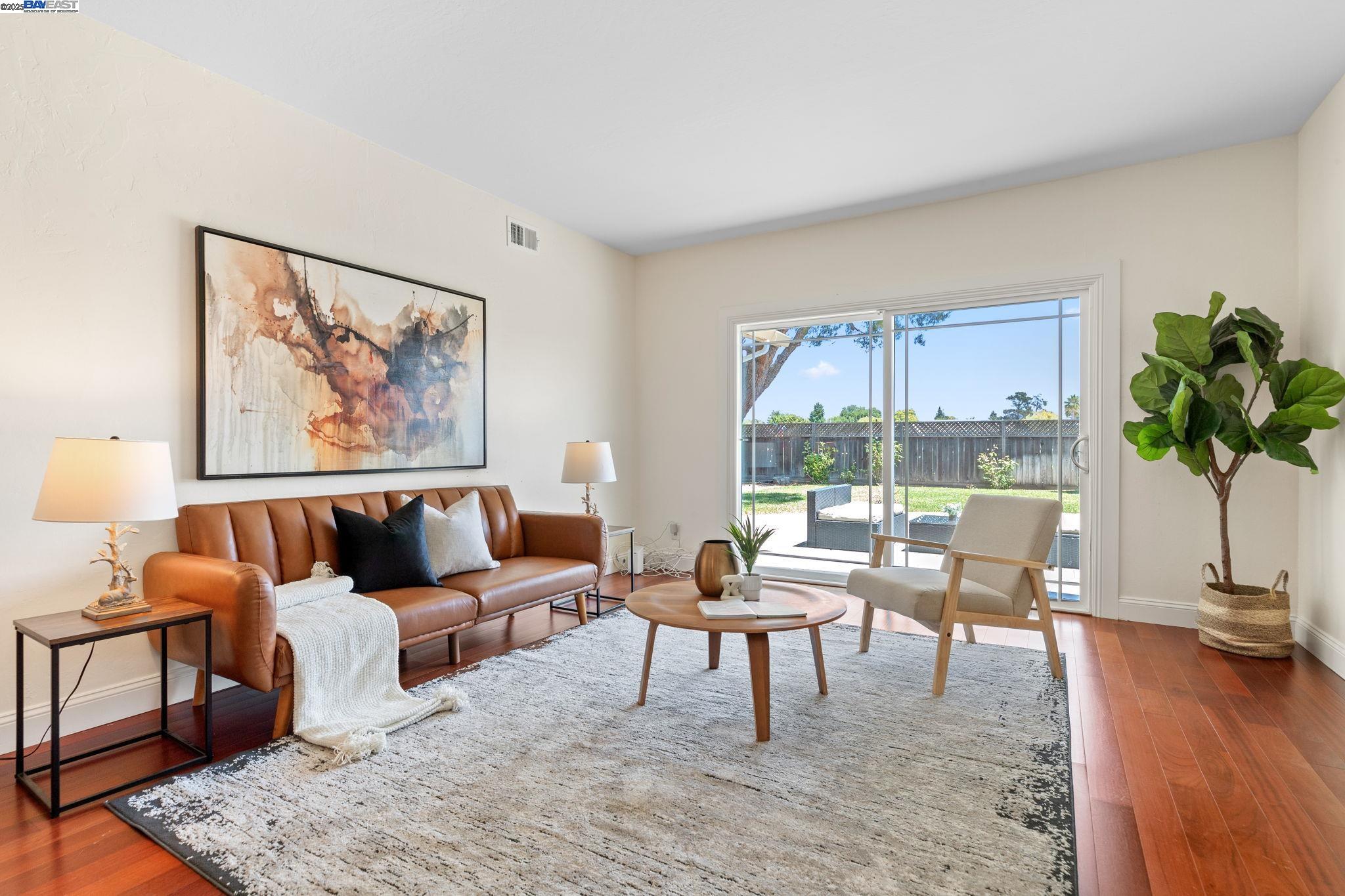 Detail Gallery Image 6 of 55 For 5420 Chapman Dr, Newark,  CA 94560 - 4 Beds | 2 Baths