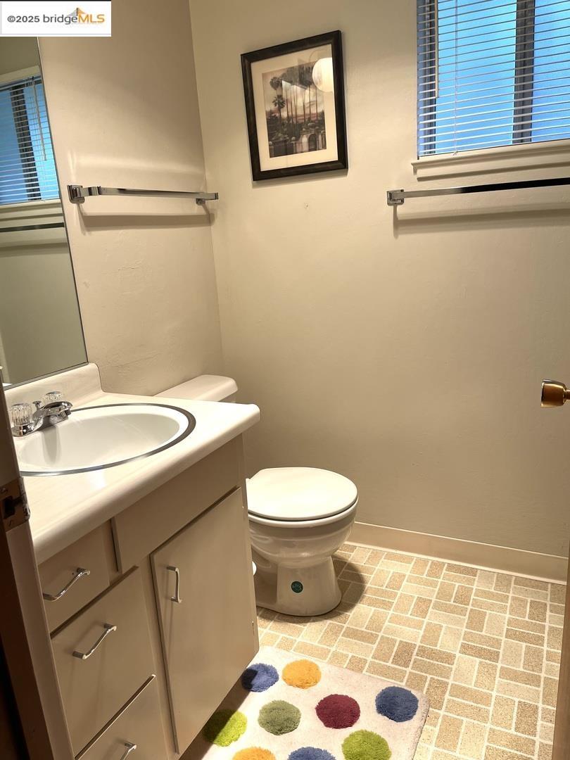 Detail Gallery Image 12 of 13 For 1826 Fifth Green, Arnold,  CA 95223 - 3 Beds | 2 Baths