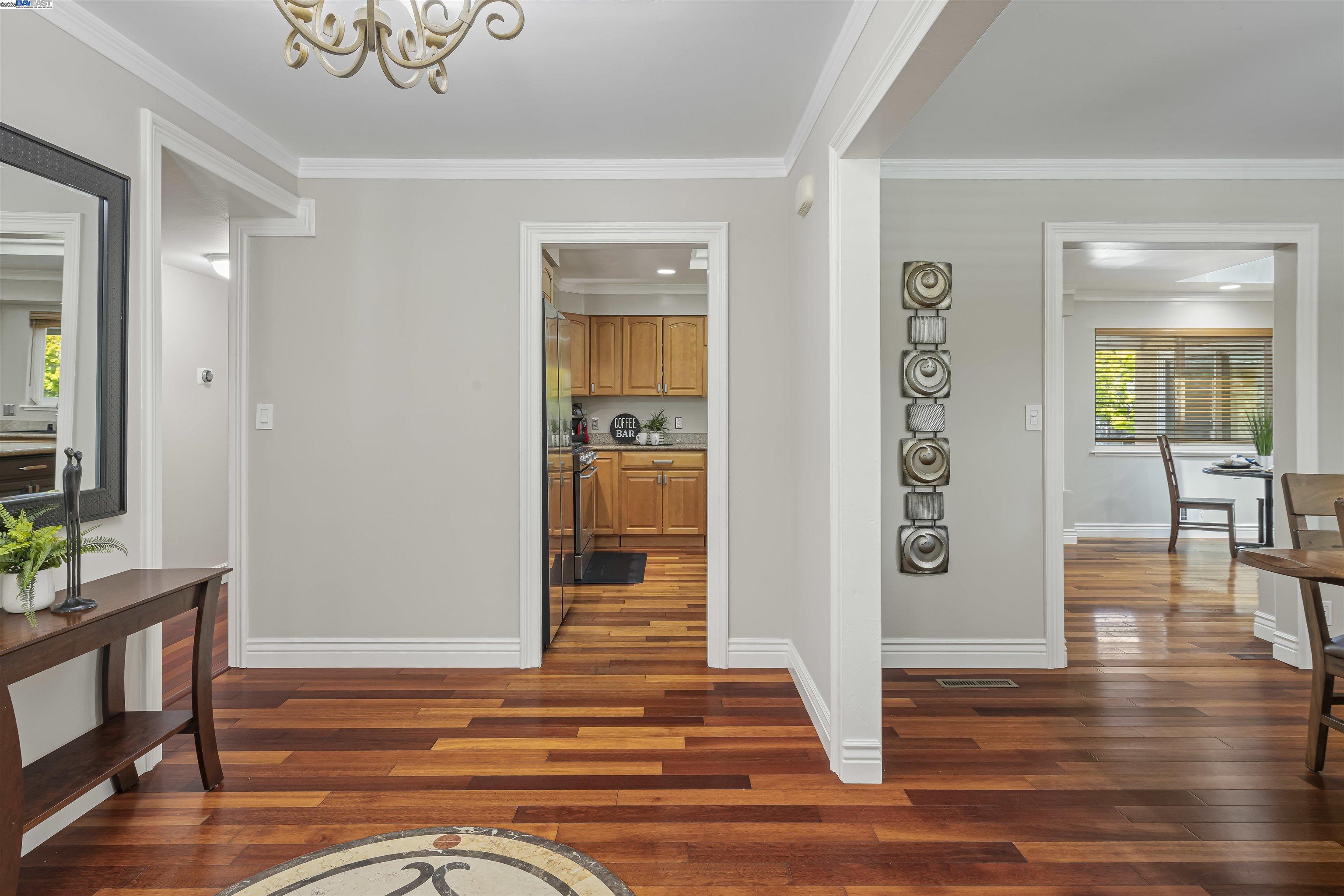 Detail Gallery Image 13 of 47 For 1834 Hicks, San Jose,  CA 95125 - 4 Beds | 3 Baths