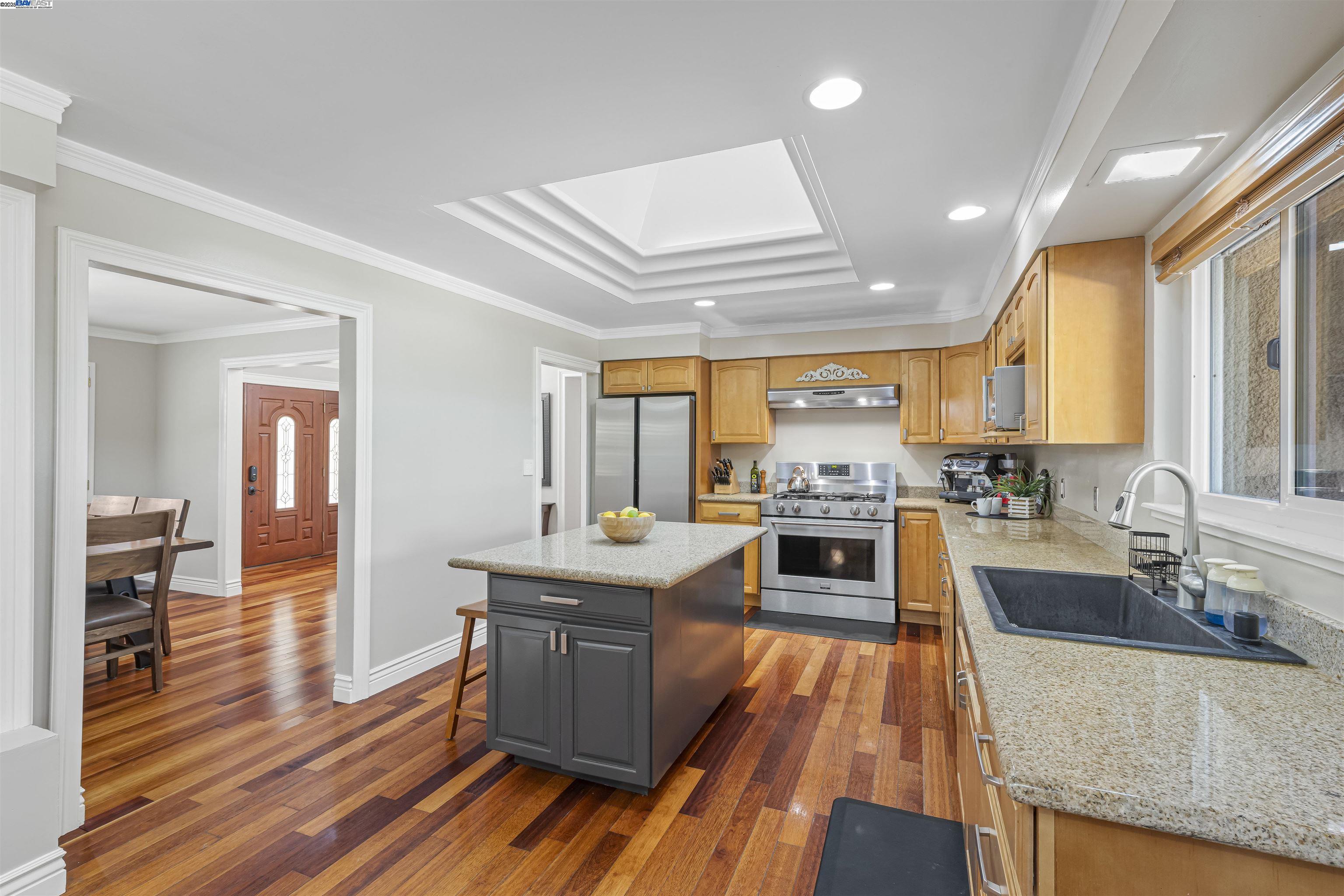 Detail Gallery Image 17 of 47 For 1834 Hicks, San Jose,  CA 95125 - 4 Beds | 3 Baths