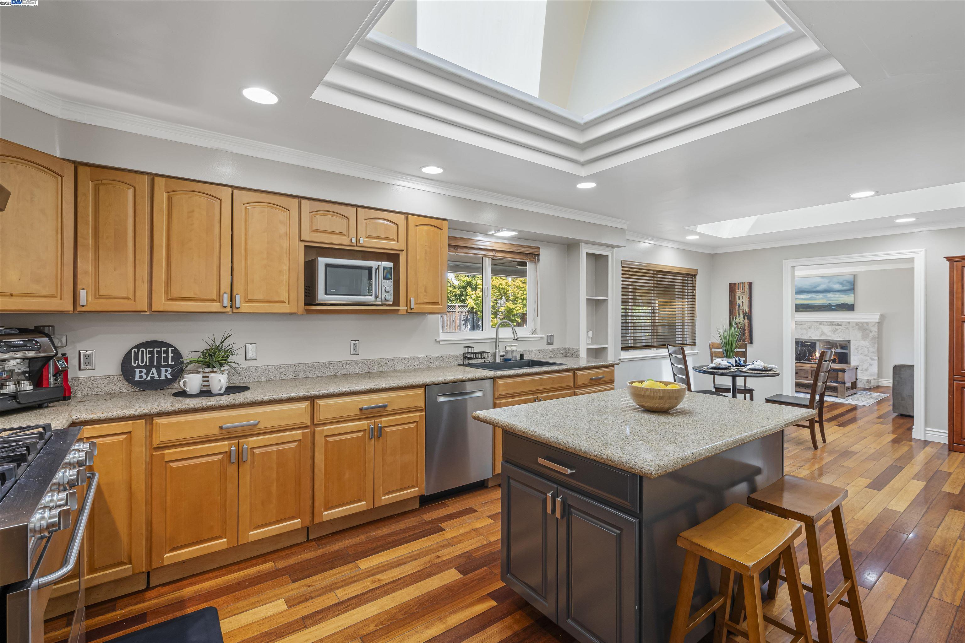 Detail Gallery Image 18 of 47 For 1834 Hicks, San Jose,  CA 95125 - 4 Beds | 3 Baths