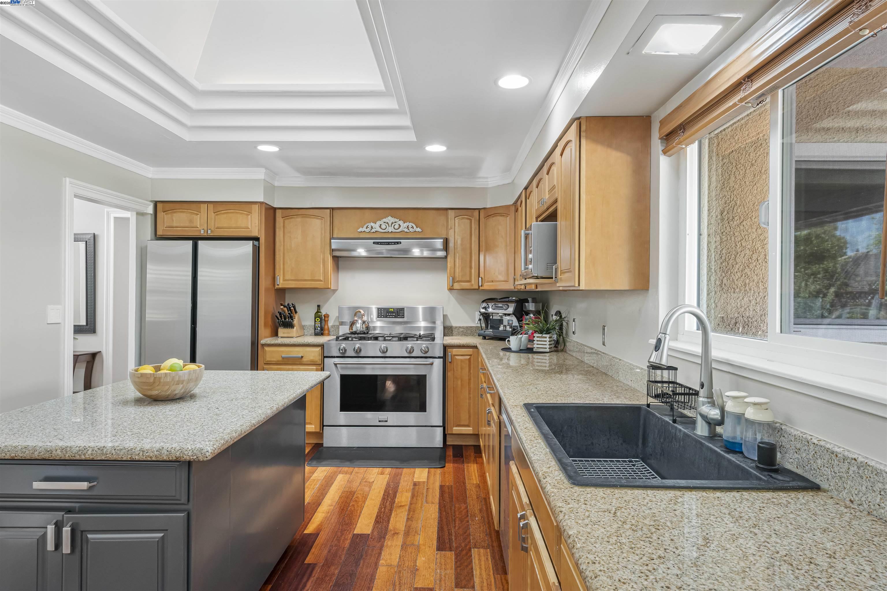 Detail Gallery Image 20 of 47 For 1834 Hicks, San Jose,  CA 95125 - 4 Beds | 3 Baths