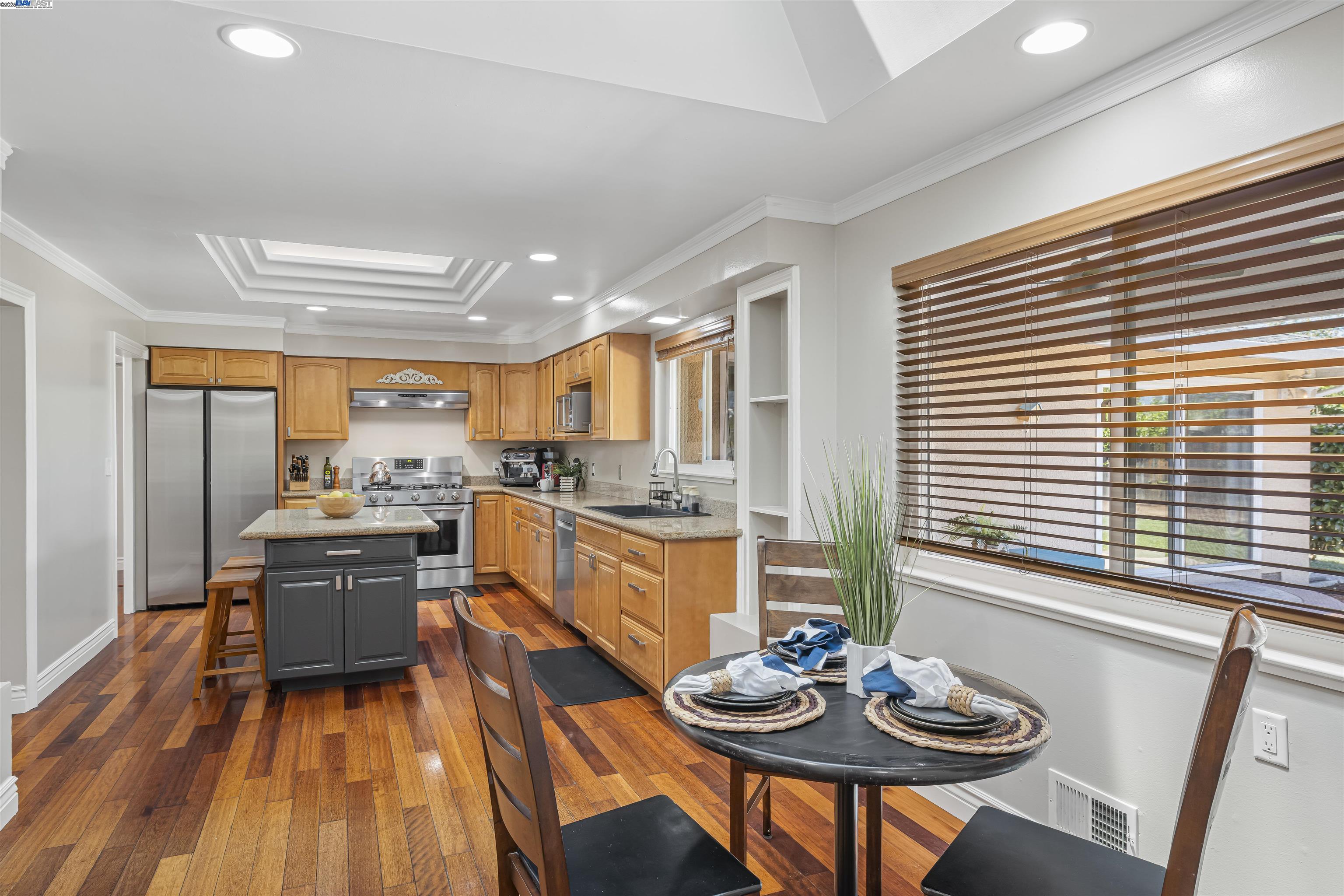 Detail Gallery Image 21 of 47 For 1834 Hicks, San Jose,  CA 95125 - 4 Beds | 3 Baths