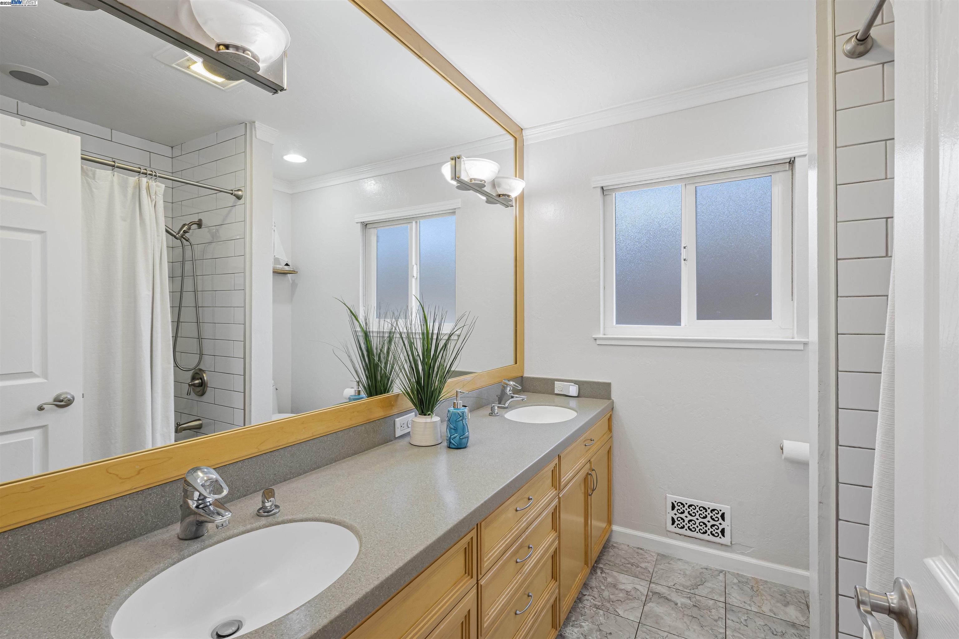 Detail Gallery Image 33 of 47 For 1834 Hicks, San Jose,  CA 95125 - 4 Beds | 3 Baths