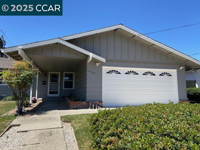 Detail Gallery Image 2 of 21 For 7182 Burton St, Dublin,  CA 94568 - 3 Beds | 2 Baths