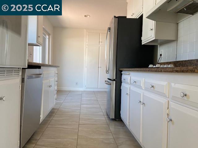 Detail Gallery Image 9 of 21 For 7182 Burton St, Dublin,  CA 94568 - 3 Beds | 2 Baths