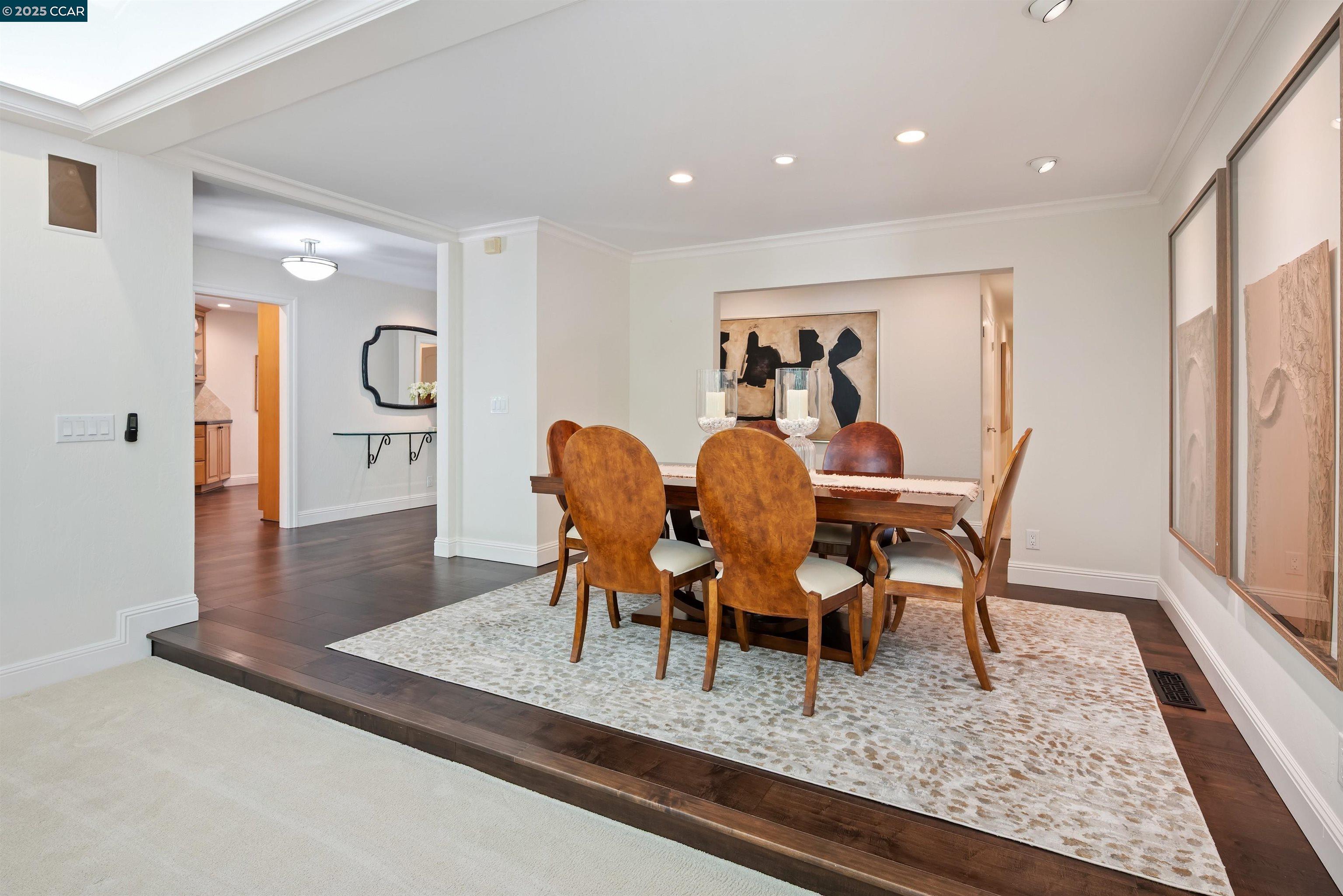 Detail Gallery Image 16 of 60 For 2142 Deer Oak Way, Danville,  CA 94506 - 5 Beds | 3/1 Baths