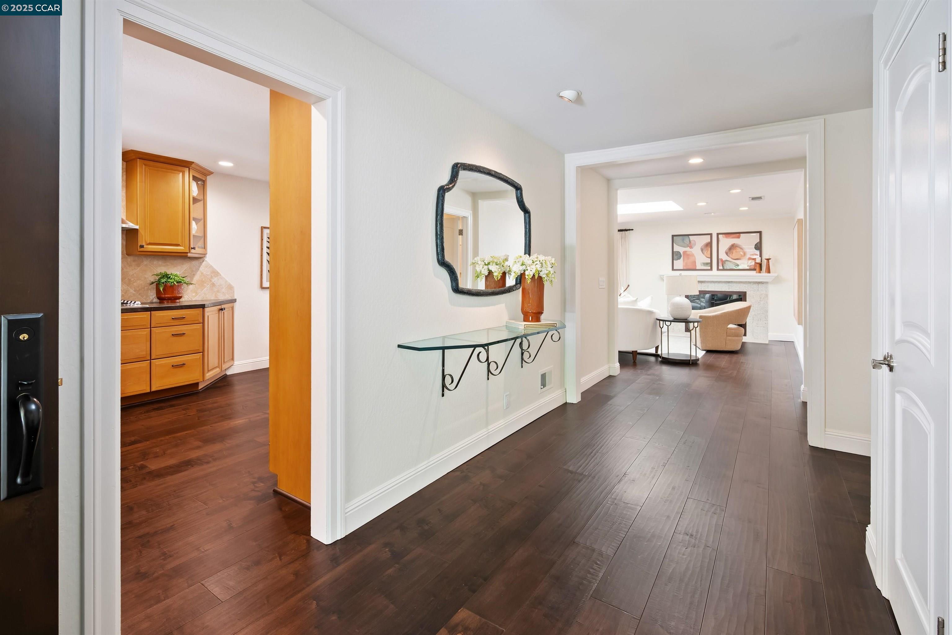Detail Gallery Image 17 of 60 For 2142 Deer Oak Way, Danville,  CA 94506 - 5 Beds | 3/1 Baths