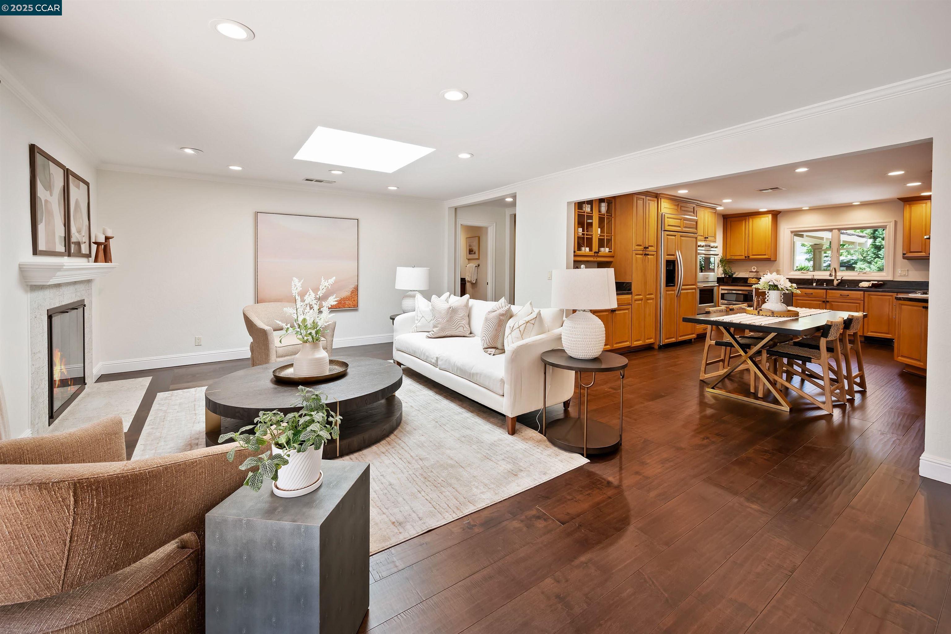 Detail Gallery Image 19 of 60 For 2142 Deer Oak Way, Danville,  CA 94506 - 5 Beds | 3/1 Baths