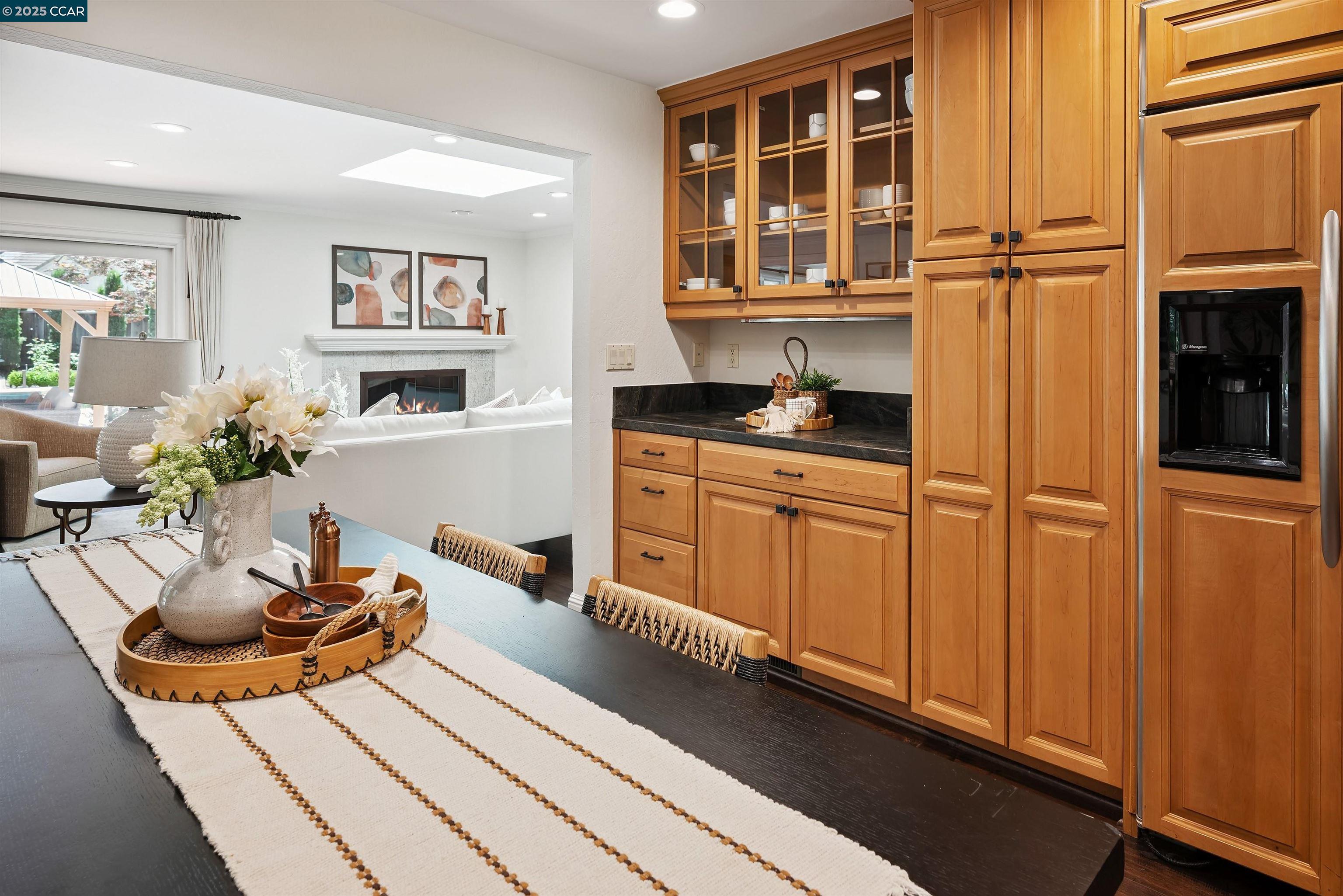Detail Gallery Image 27 of 60 For 2142 Deer Oak Way, Danville,  CA 94506 - 5 Beds | 3/1 Baths
