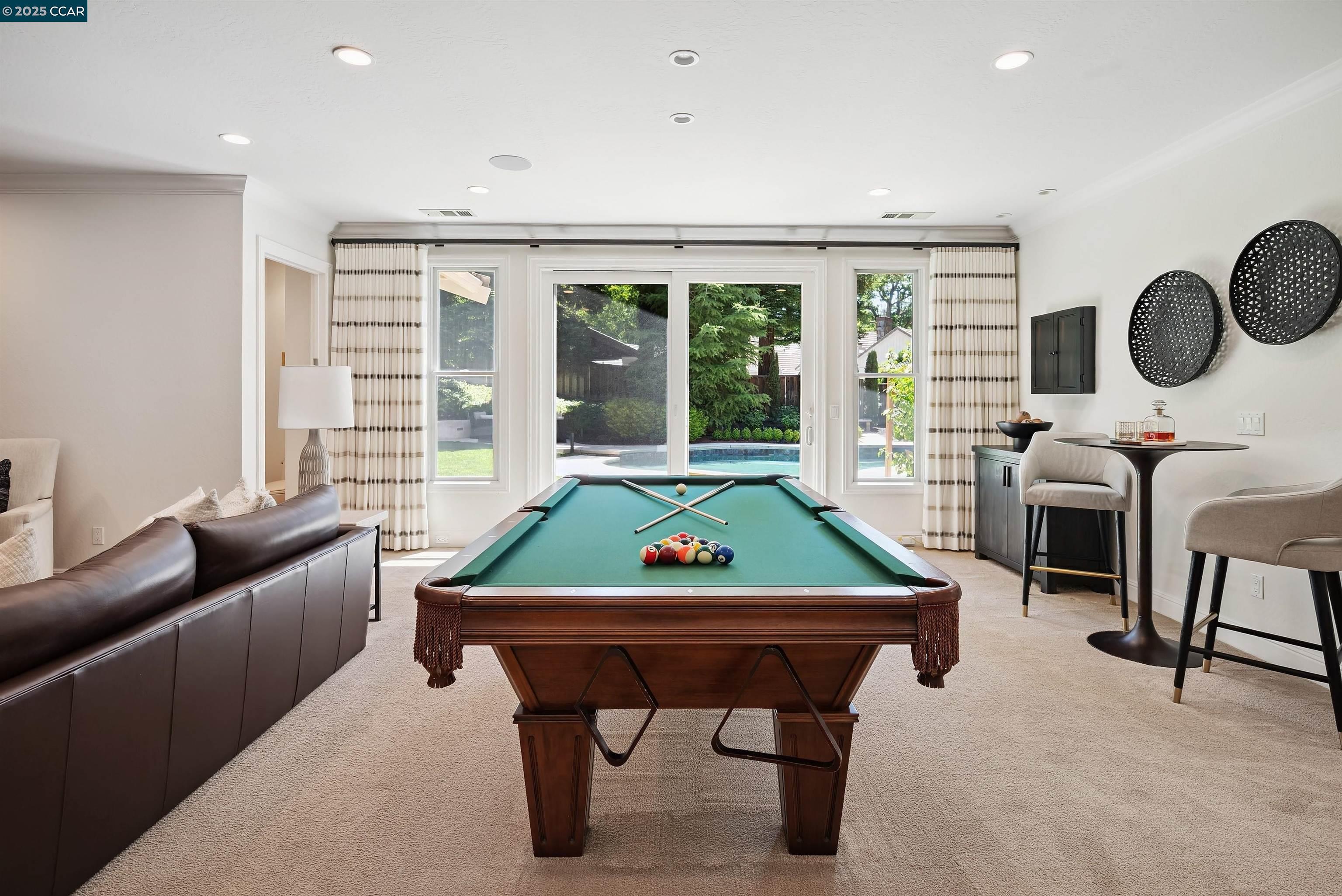 Detail Gallery Image 29 of 60 For 2142 Deer Oak Way, Danville,  CA 94506 - 5 Beds | 3/1 Baths