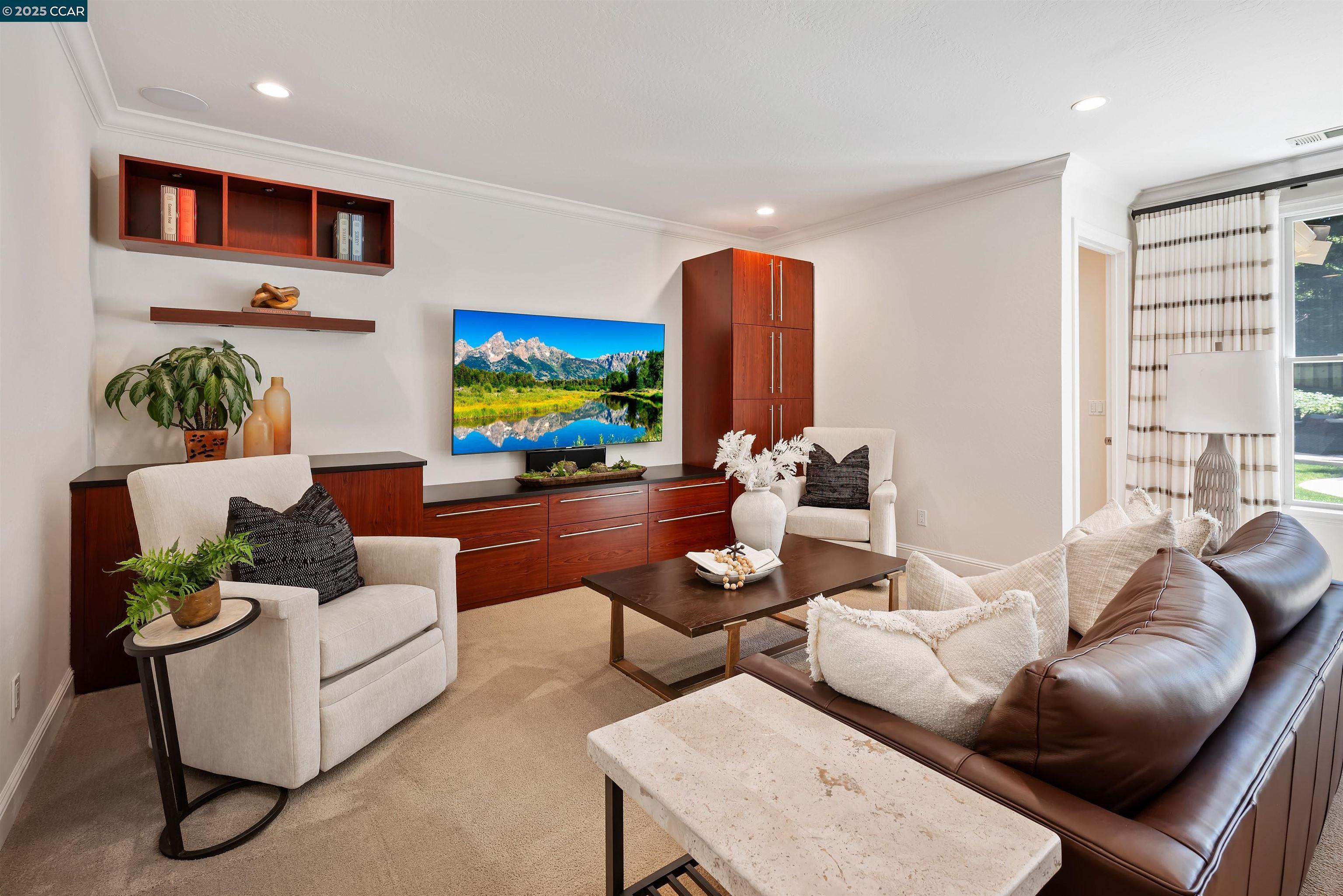 Detail Gallery Image 30 of 60 For 2142 Deer Oak Way, Danville,  CA 94506 - 5 Beds | 3/1 Baths
