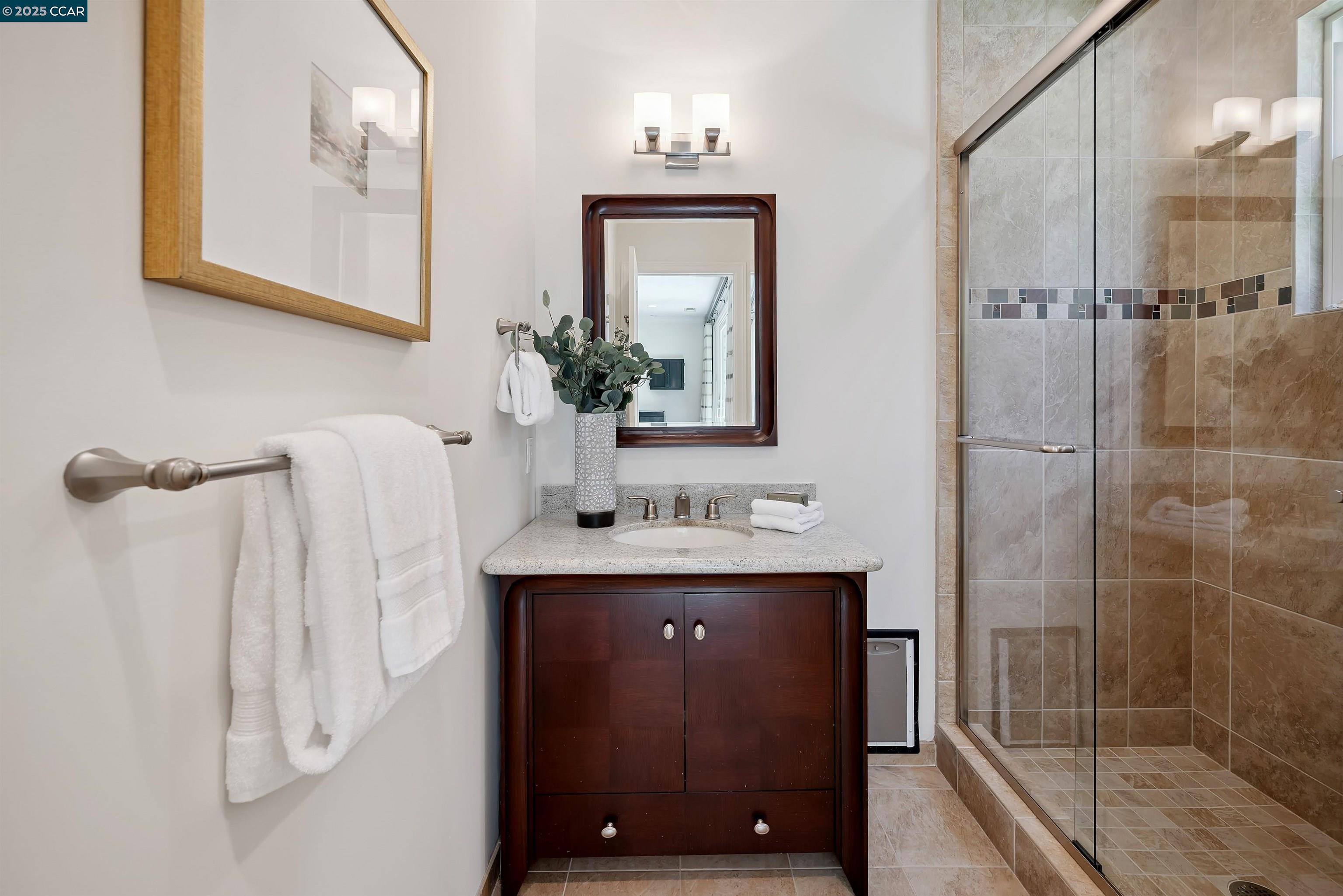 Detail Gallery Image 33 of 60 For 2142 Deer Oak Way, Danville,  CA 94506 - 5 Beds | 3/1 Baths