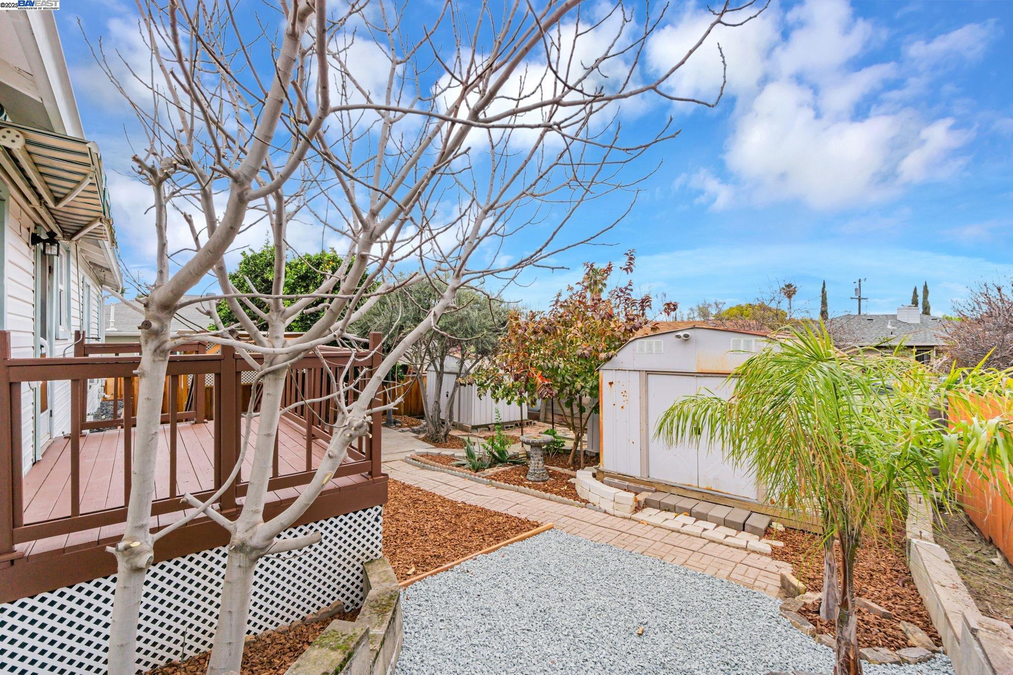 Detail Gallery Image 22 of 29 For 800 W 14th St, Antioch,  CA 94509 - 3 Beds | 1 Baths