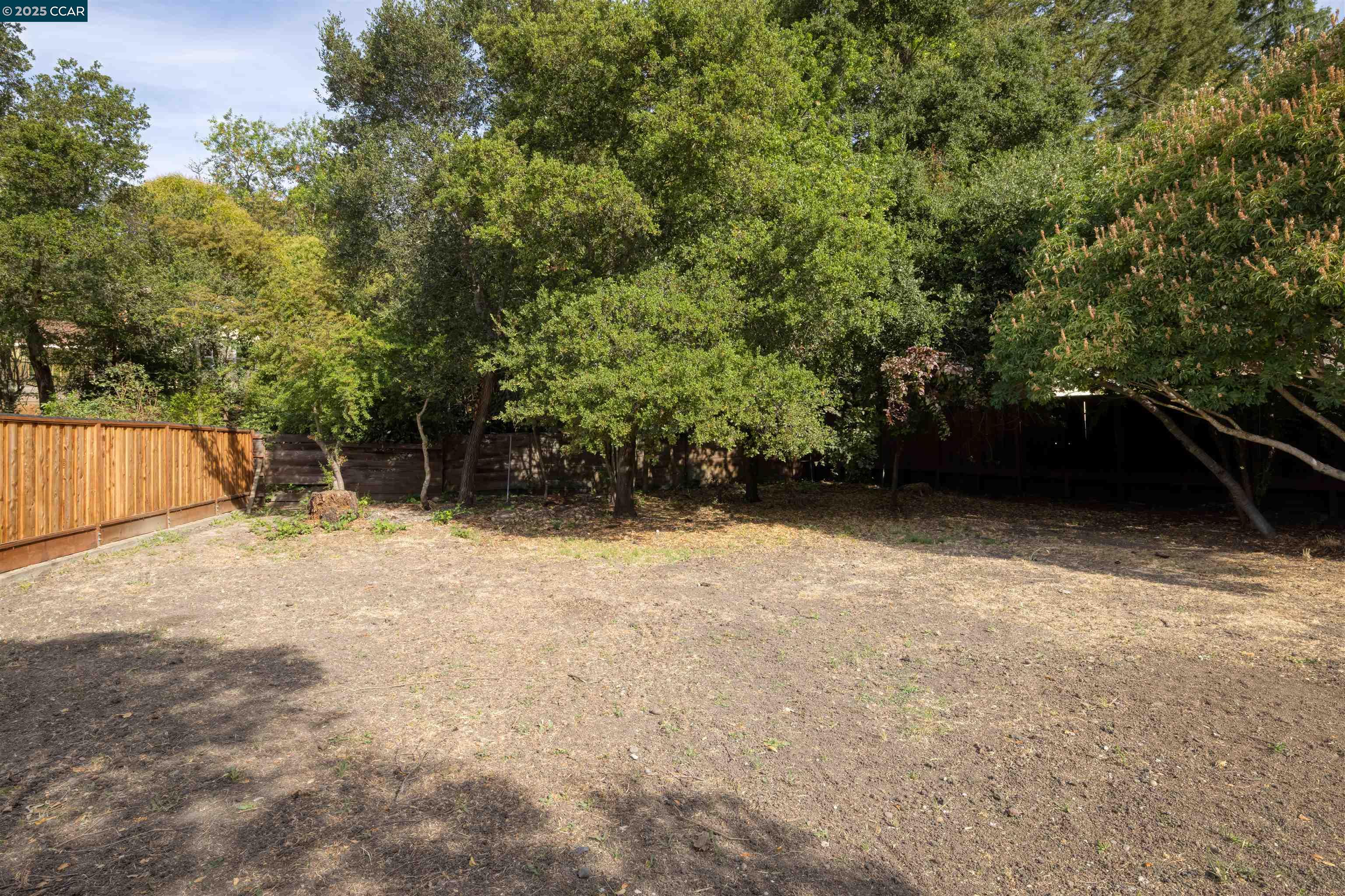 Detail Gallery Image 33 of 46 For 580 Moraga Way, Orinda,  CA 94563 - 3 Beds | 2 Baths