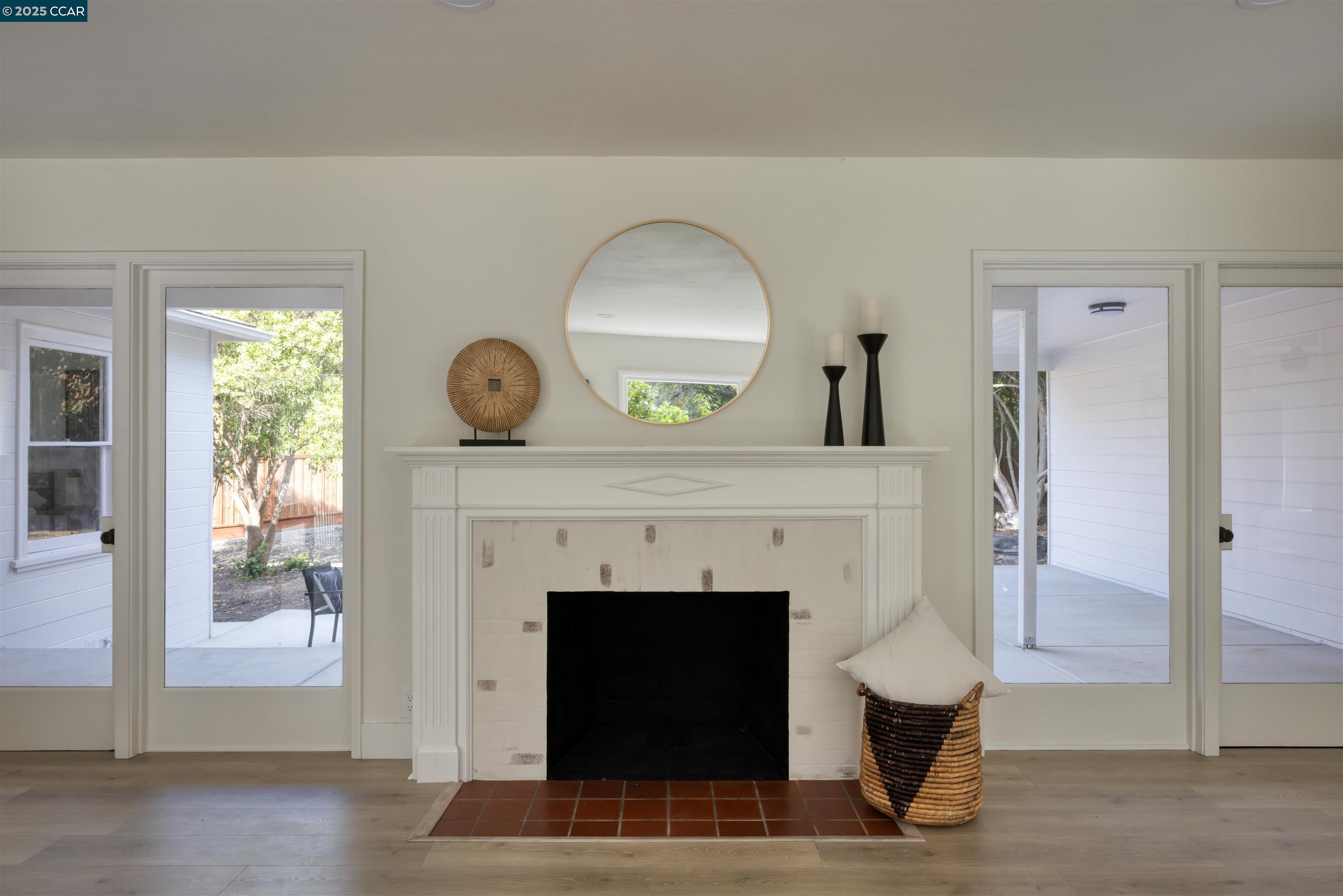 Detail Gallery Image 8 of 46 For 580 Moraga Way, Orinda,  CA 94563 - 3 Beds | 2 Baths