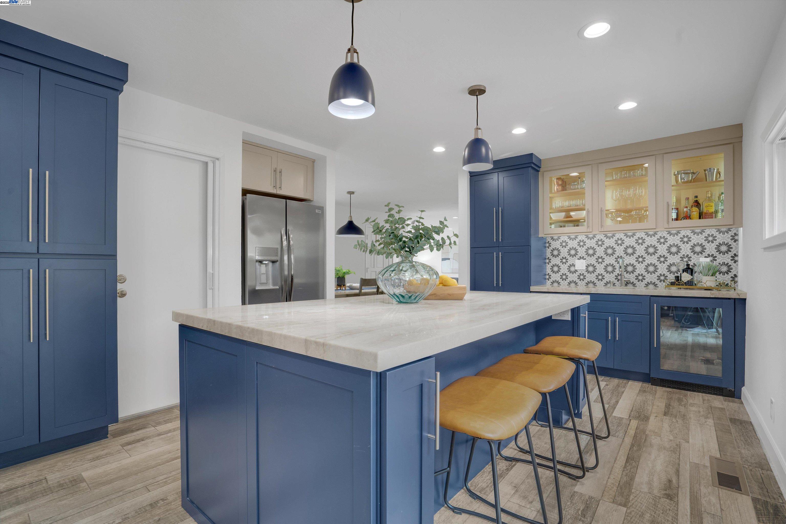 Detail Gallery Image 2 of 37 For 3644 Ashwood Drive, Pleasanton,  CA 94588 - 4 Beds | 2 Baths