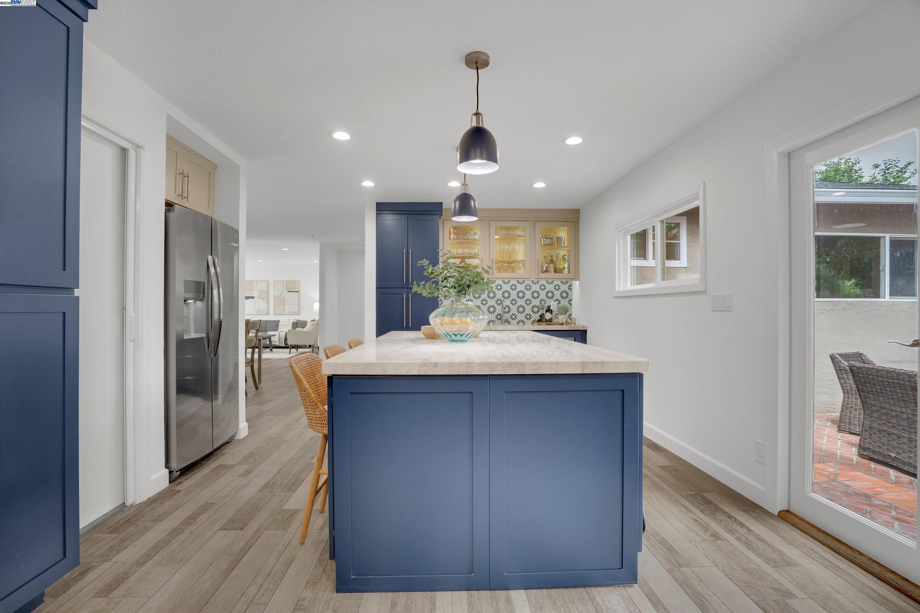 Detail Gallery Image 15 of 37 For 3644 Ashwood Drive, Pleasanton,  CA 94588 - 4 Beds | 2 Baths