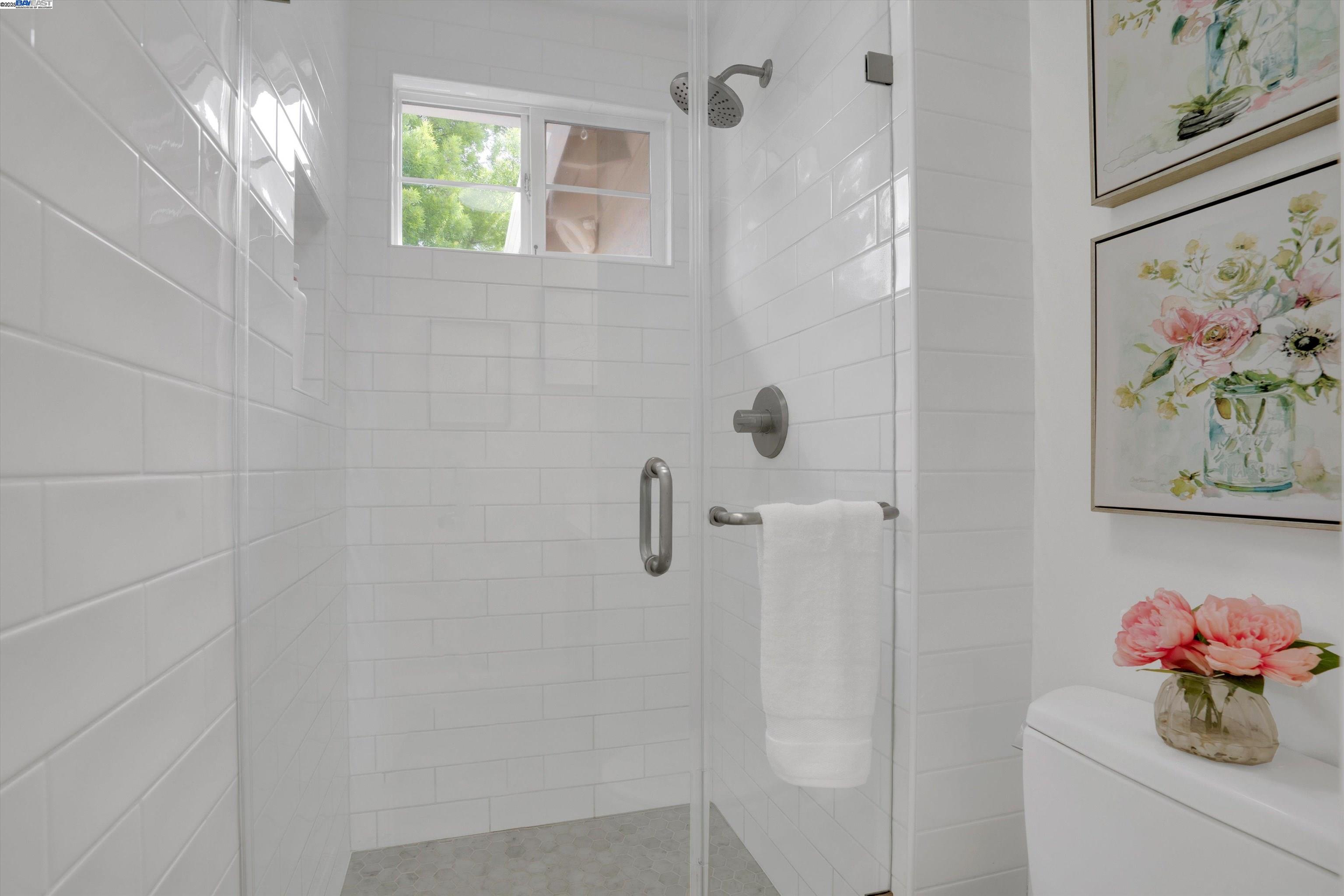 Detail Gallery Image 24 of 37 For 3644 Ashwood Drive, Pleasanton,  CA 94588 - 4 Beds | 2 Baths
