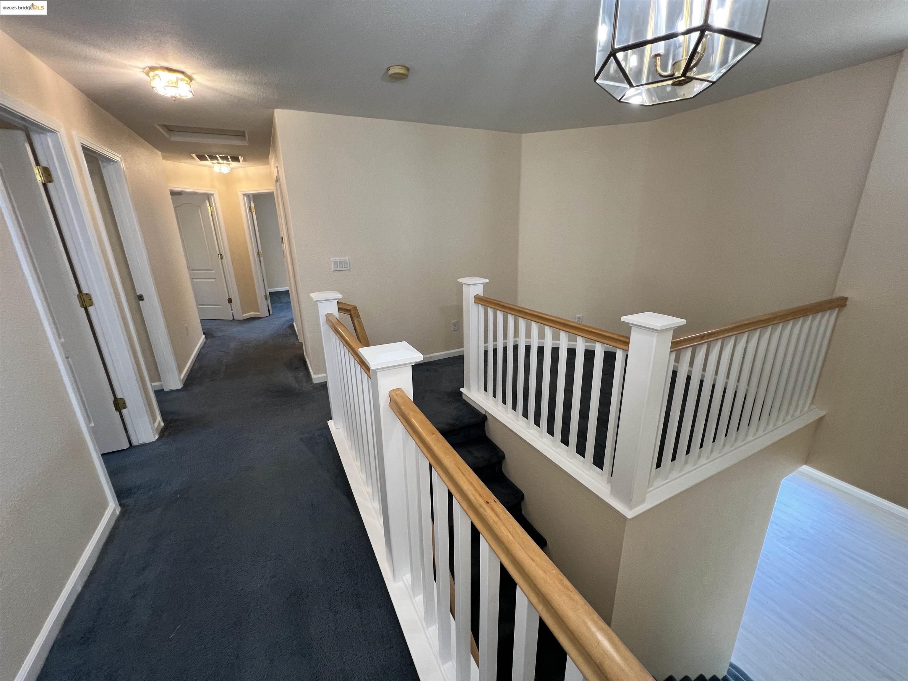 Detail Gallery Image 20 of 33 For 1371 Brooktrail Dr, Pittsburg,  CA 94565 - 6 Beds | 3/1 Baths