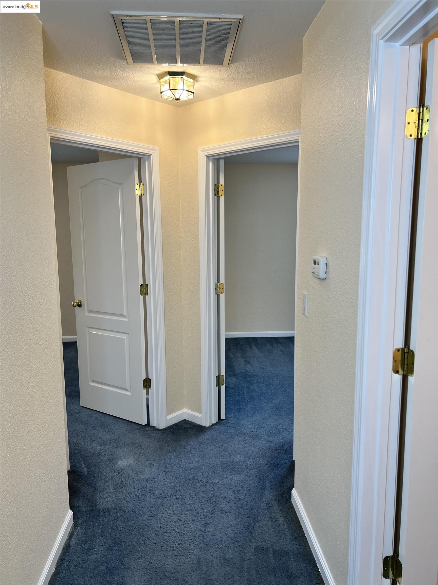 Detail Gallery Image 24 of 33 For 1371 Brooktrail Dr, Pittsburg,  CA 94565 - 6 Beds | 3/1 Baths