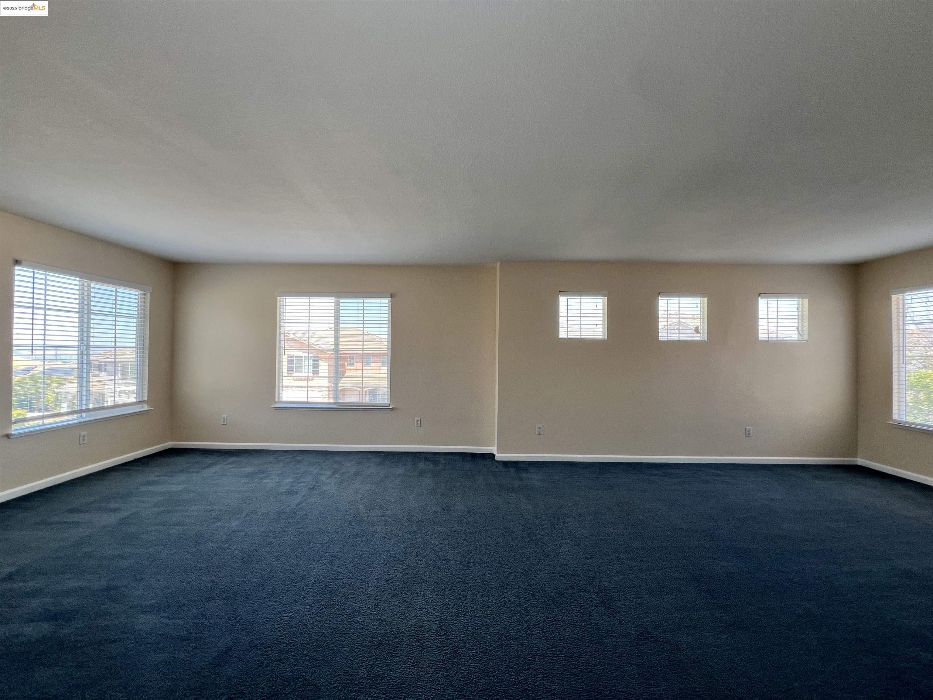 Detail Gallery Image 28 of 33 For 1371 Brooktrail Dr, Pittsburg,  CA 94565 - 6 Beds | 3/1 Baths