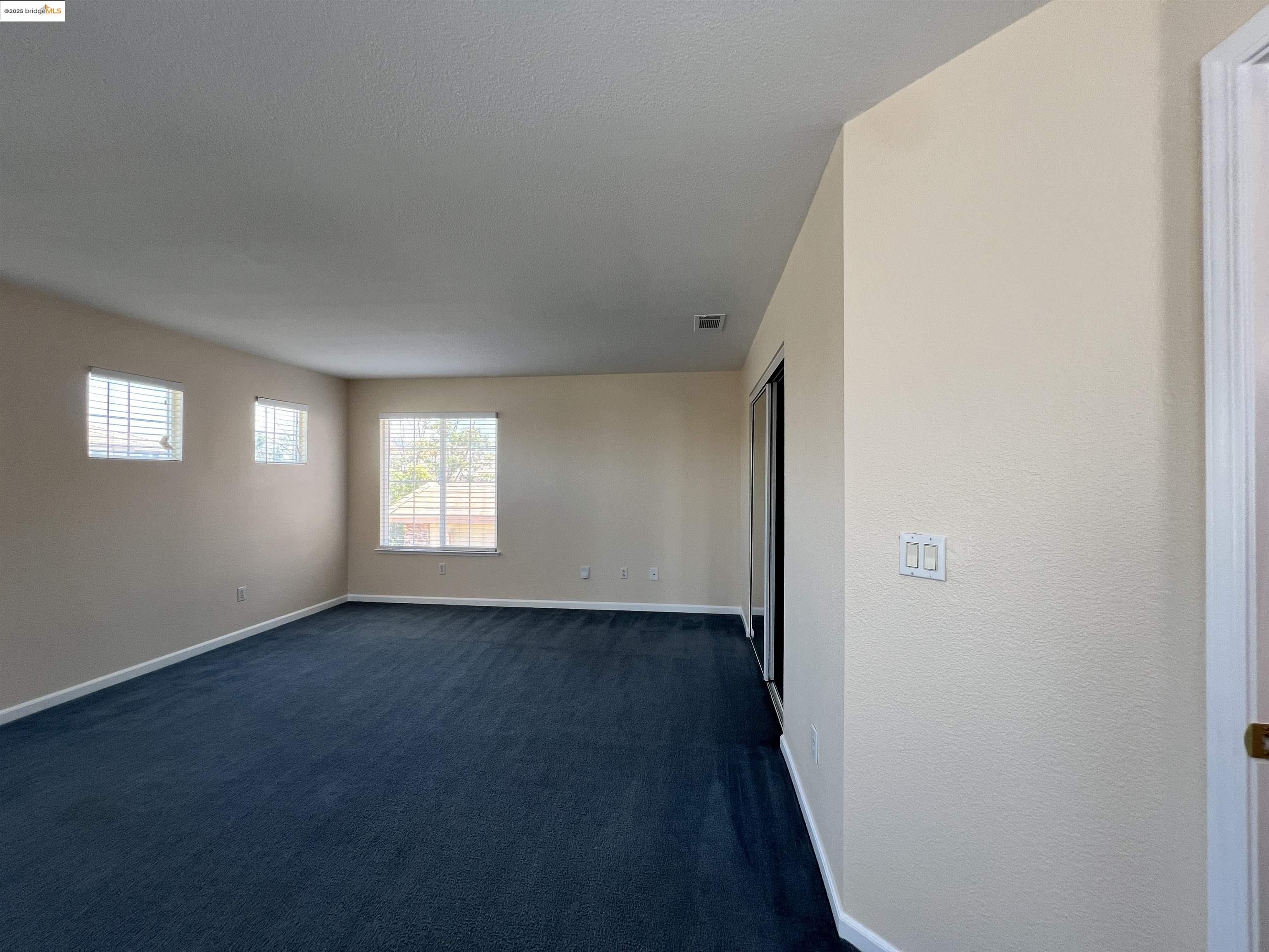Detail Gallery Image 29 of 33 For 1371 Brooktrail Dr, Pittsburg,  CA 94565 - 6 Beds | 3/1 Baths