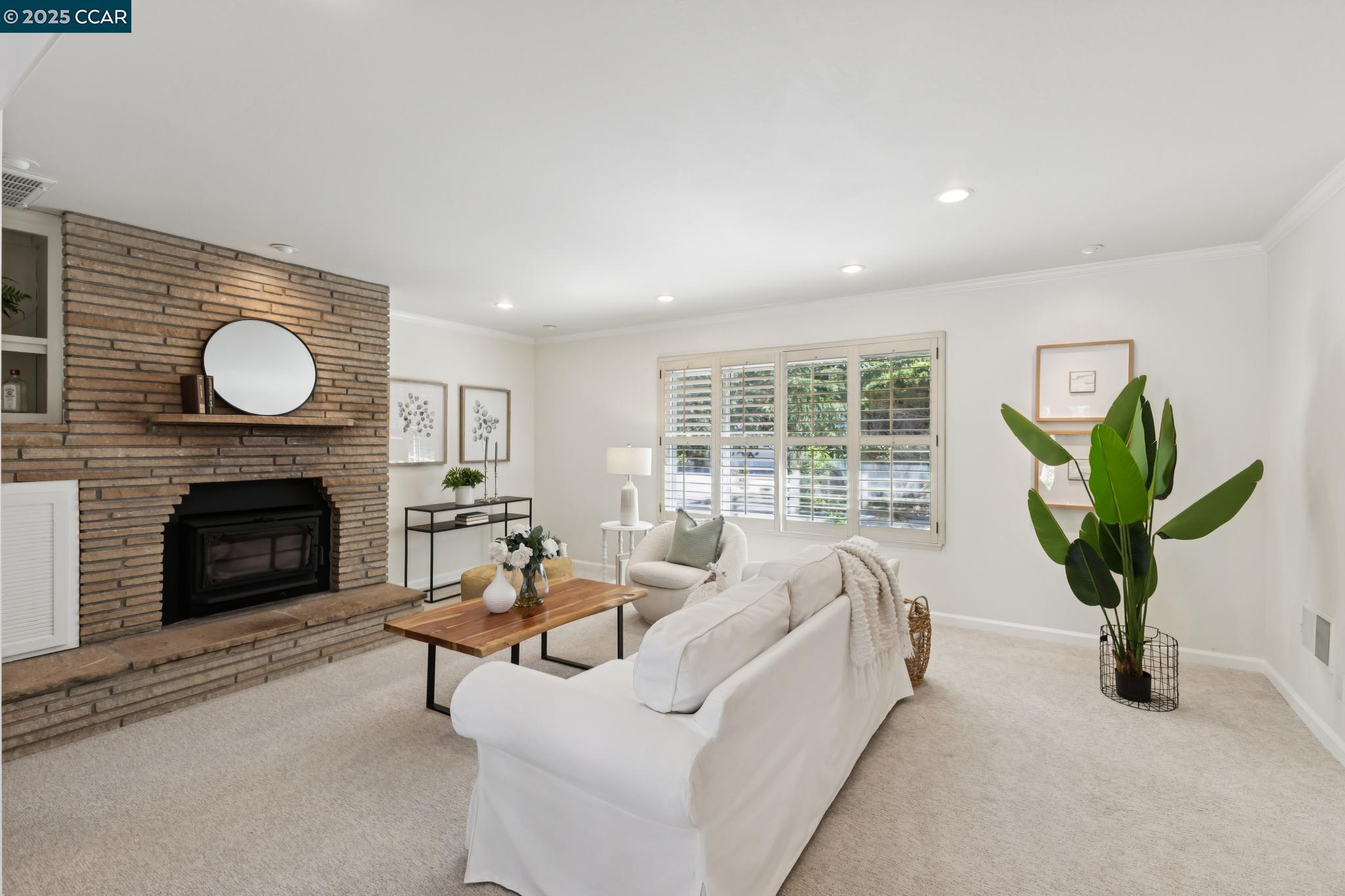 Detail Gallery Image 12 of 27 For 645 Dolphin Dr, Danville,  CA 94526 - 4 Beds | 2 Baths