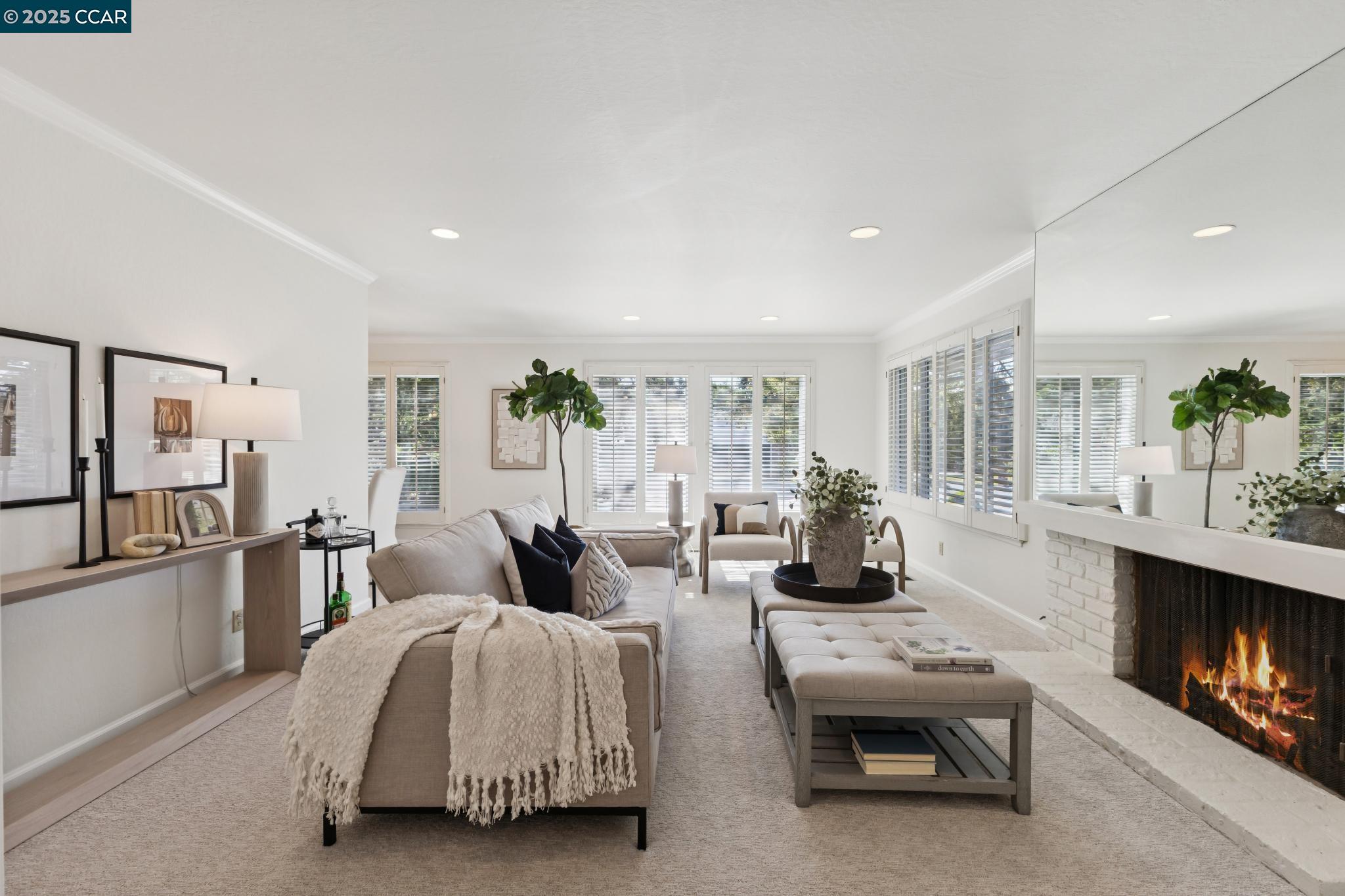 Detail Gallery Image 5 of 27 For 645 Dolphin Dr, Danville,  CA 94526 - 4 Beds | 2 Baths