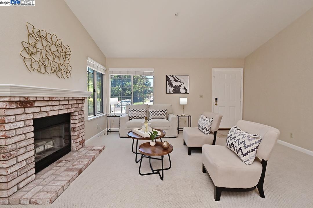 Detail Gallery Image 4 of 27 For 476 Mulqueeney St, Livermore,  CA 94550 - 3 Beds | 2 Baths