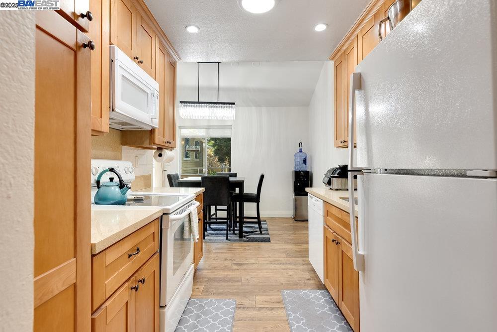 Photo #5: 41104125 Listing 