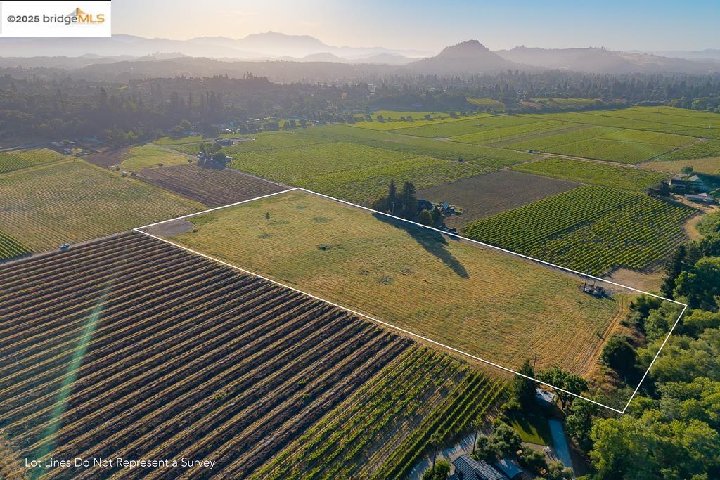 Detail Gallery Image 1 of 23 For 838 Dry Creek, Healdsburg,  CA 95448 - – Beds | – Baths